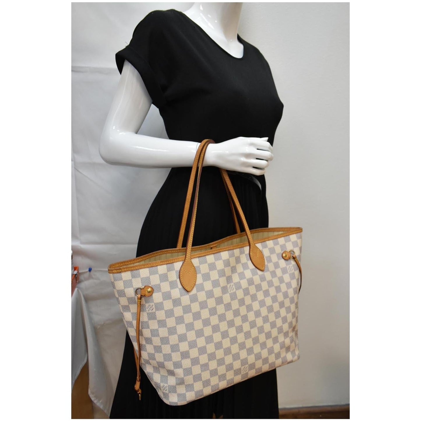 Louis Neverfull Mm Damier Azur Tote Bag White