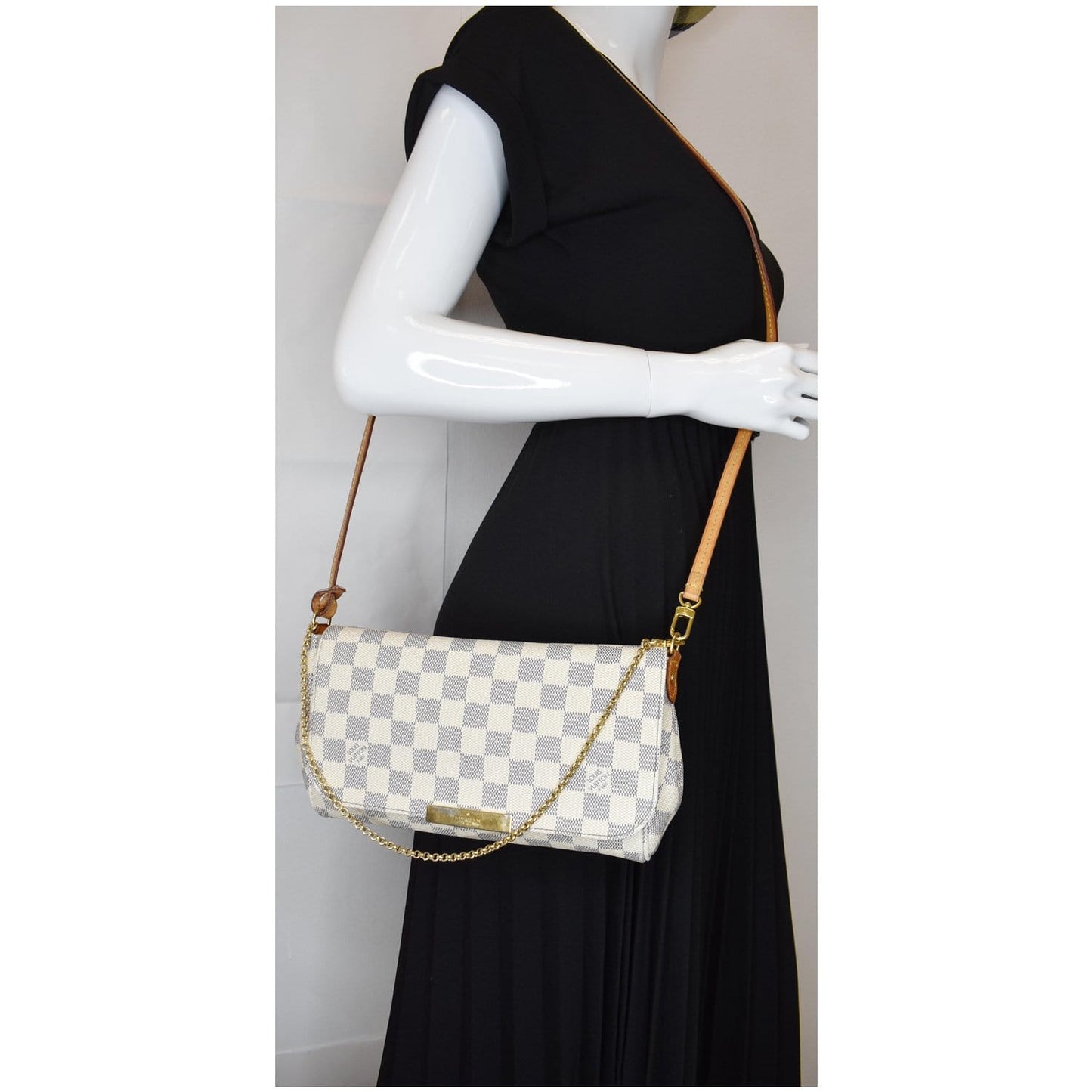 Louis Favorite Mm Damier Azur Crossbody Bag White White 2