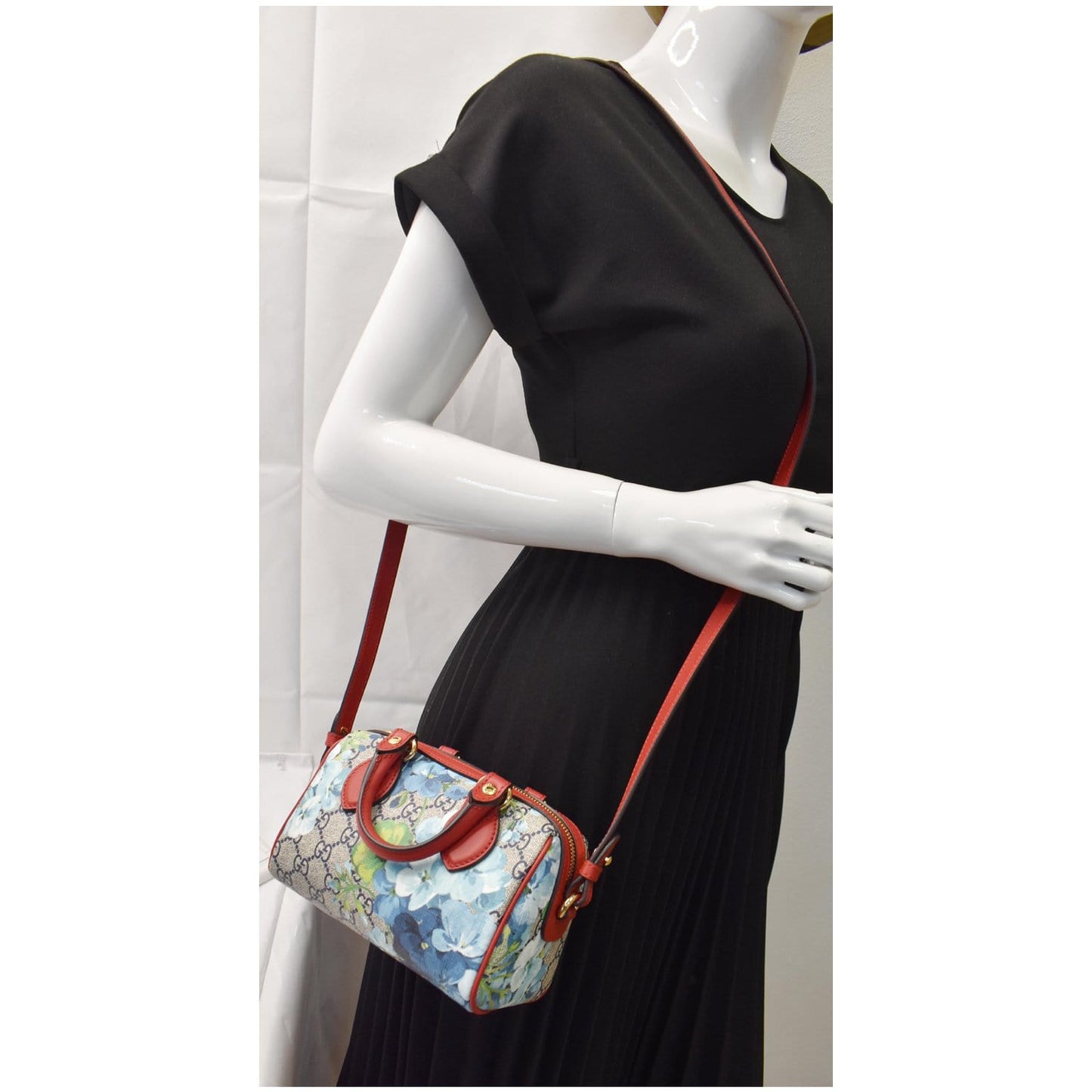 Gucci Blooms Supreme Top Handle Crossbody Bag Canvas Red