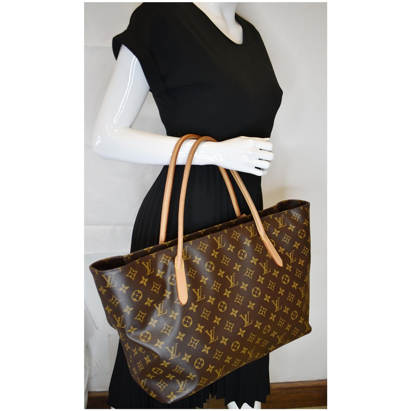 Louis Raspail Mm Shoulder Bag Canvas Monogram Brown 3