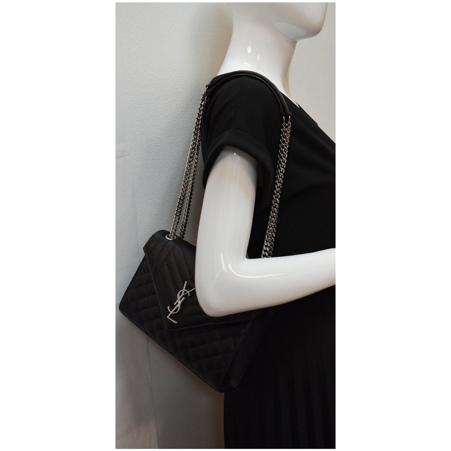 YSL Saint Laurent Saint Envelope Chain Shoulder Bag Leather Black Black 1