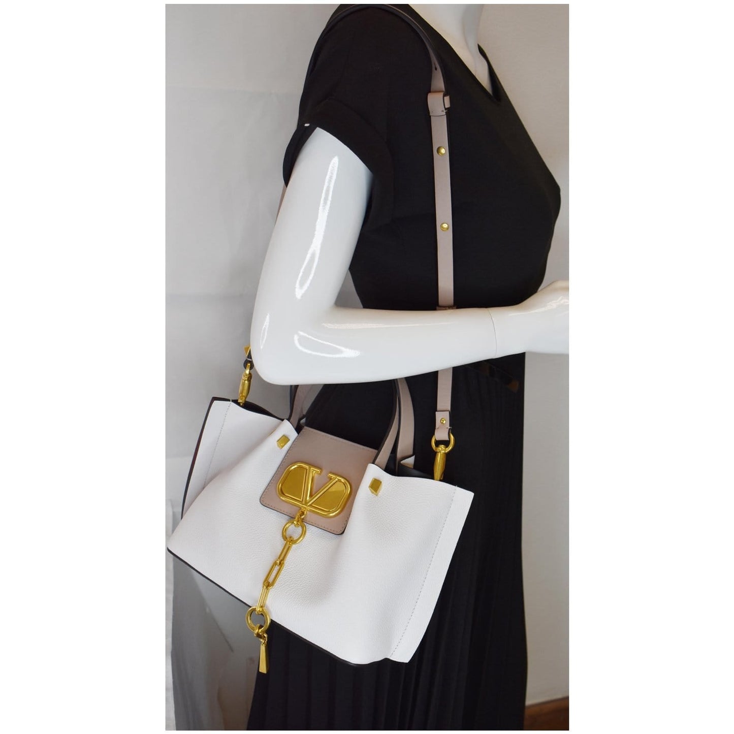 Valentino Vlogo Escape Shoulder Bag Leather White