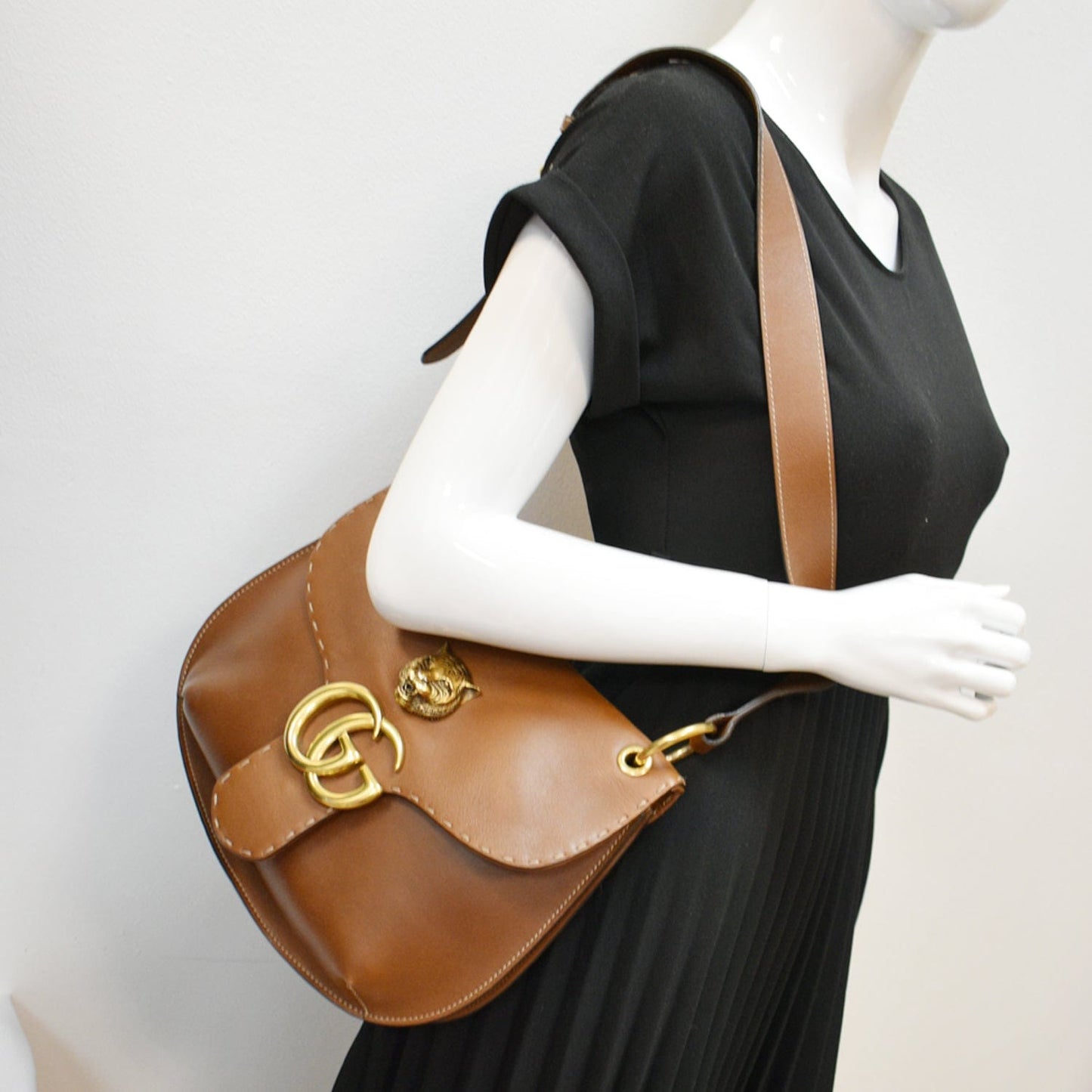 Gucci Marmont Shoulder Bag Leather Brown
