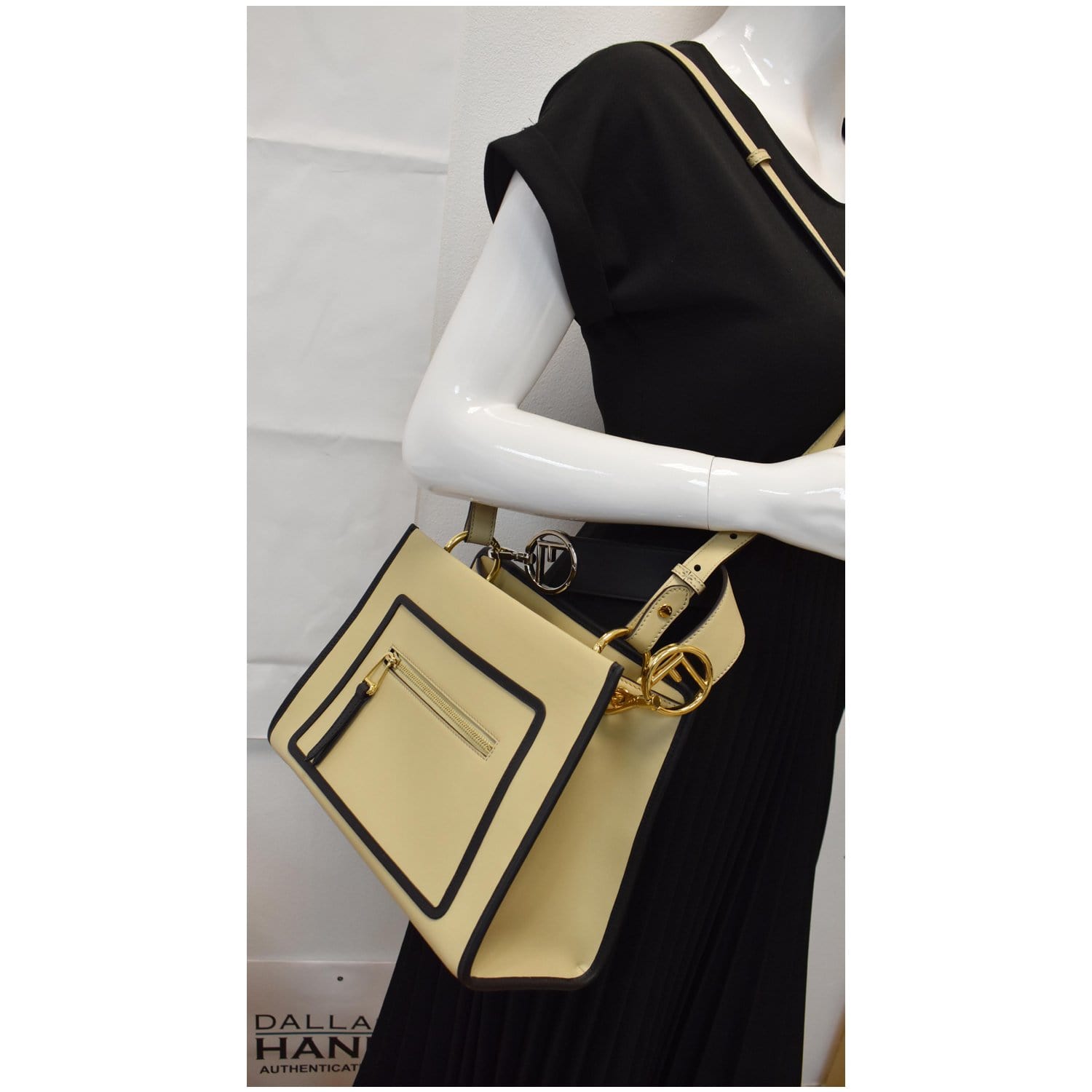 Fendi Runaway Tote Bag Leather Beige