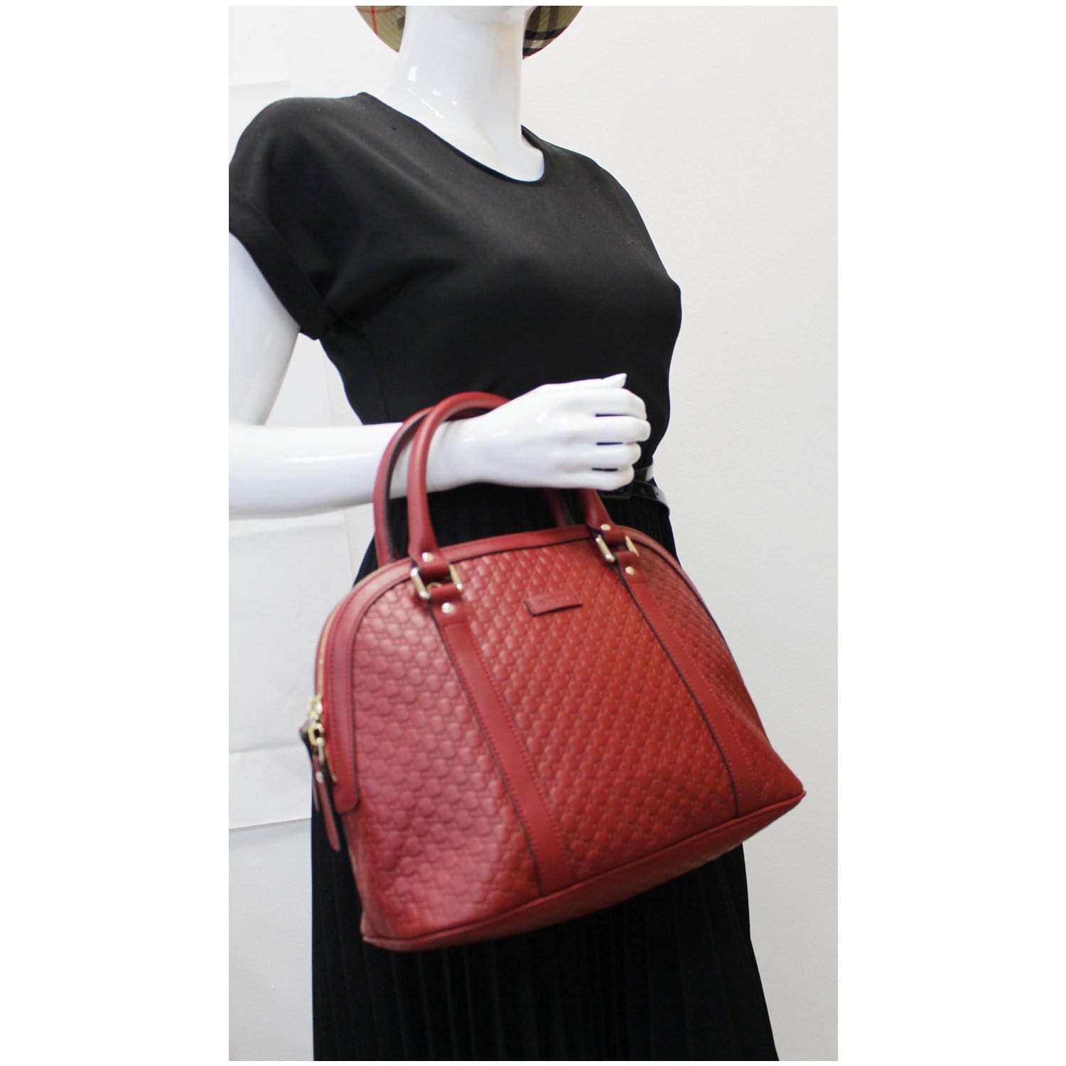 Gucci Dome Microssima Shoulder Bag Leather Red