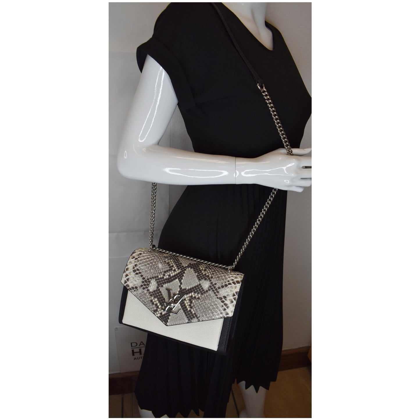 Louis Mylockme Bb Crossbody Bag Leather Black
