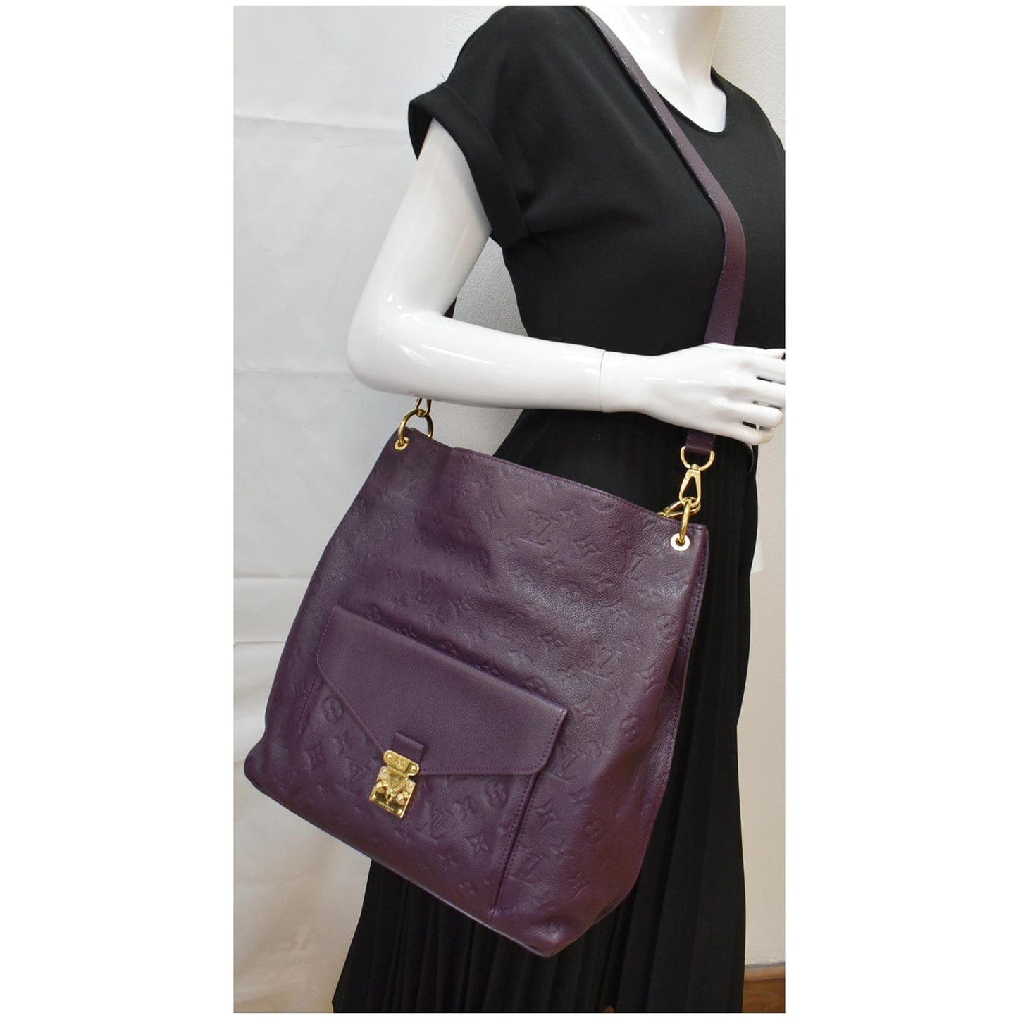Louis Metis Hobo Empreinte Shoulder Bag Plum Monogram