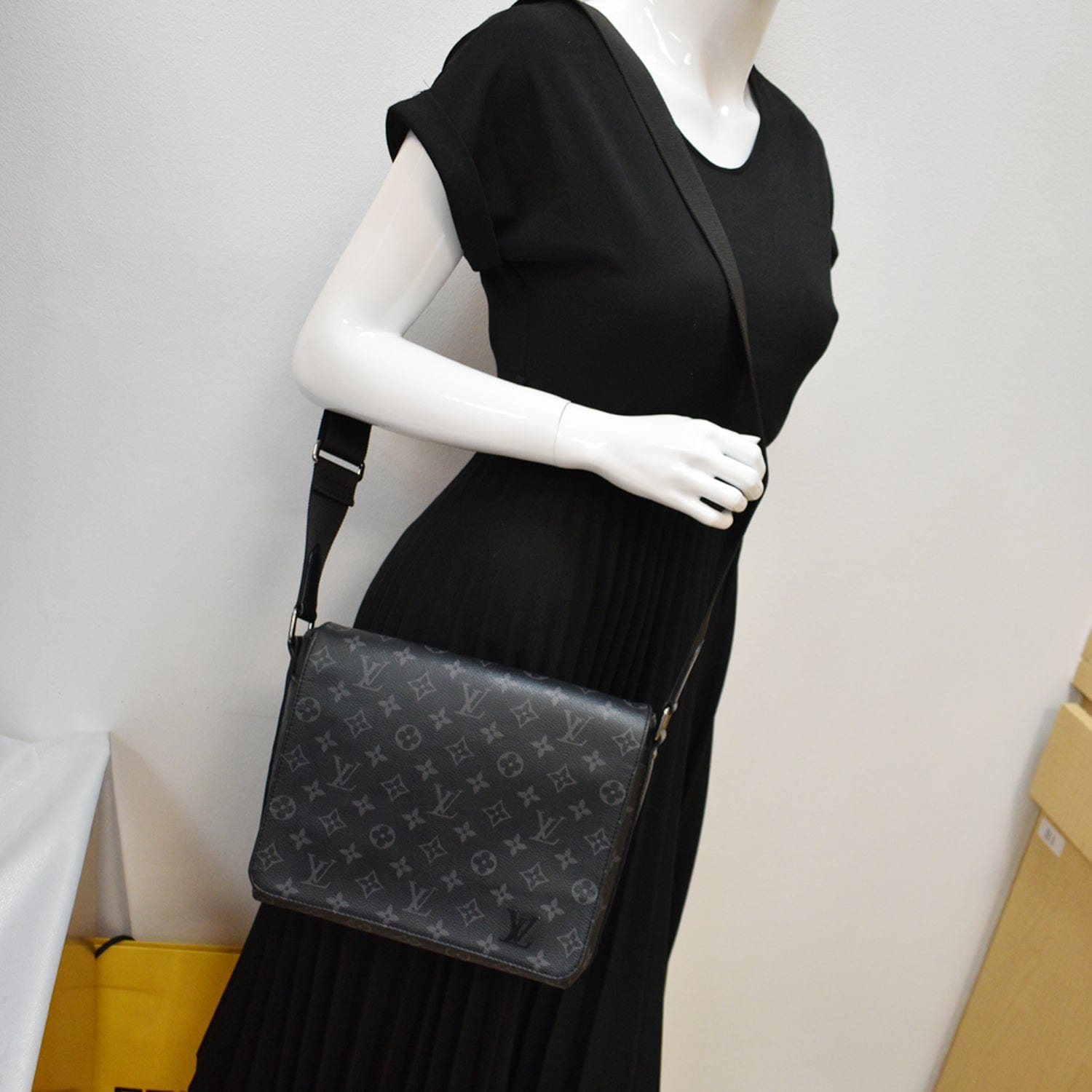 Louis Vuitton District Pm Eclipse Messenger Bag Monogram Black Crossbody Bag