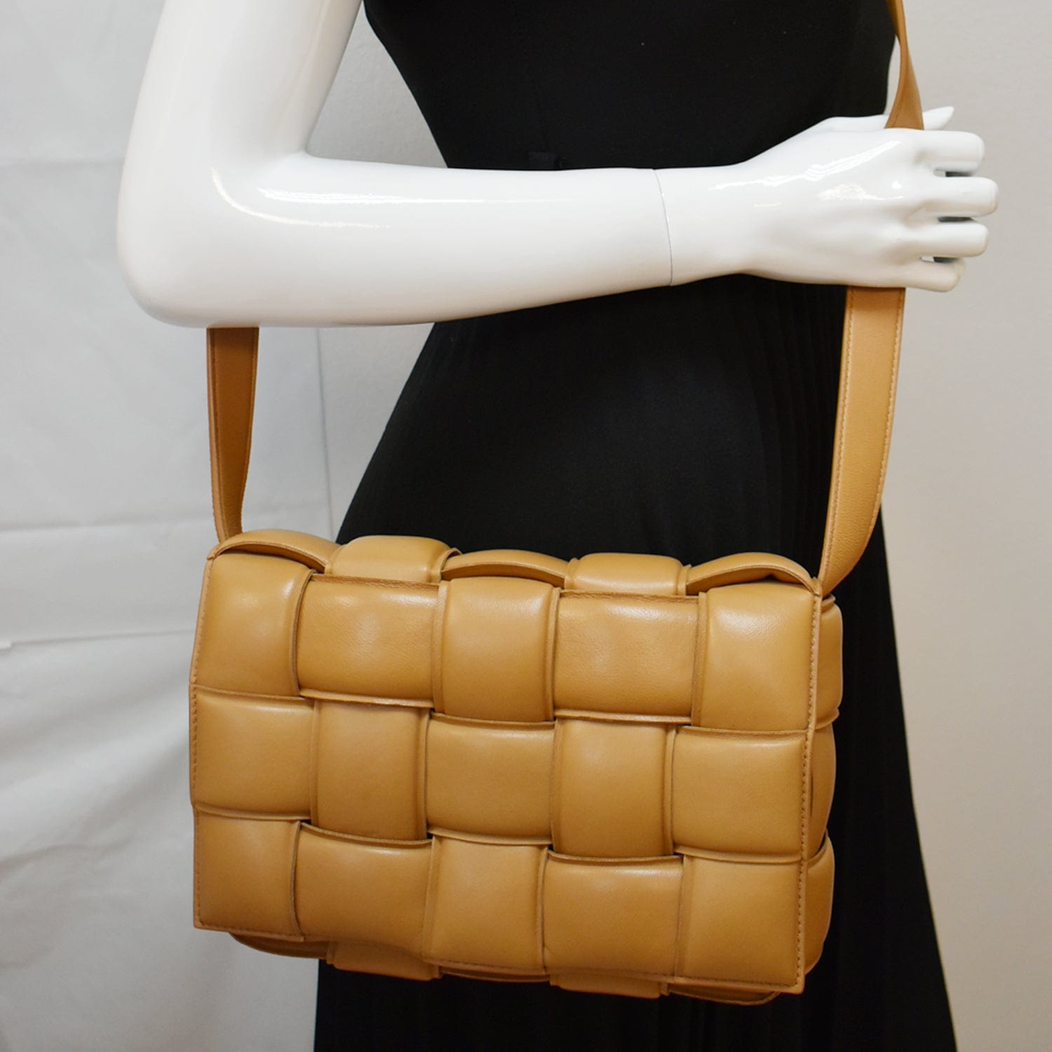 Padded Cassette Crossbody Bags Caramel Leather