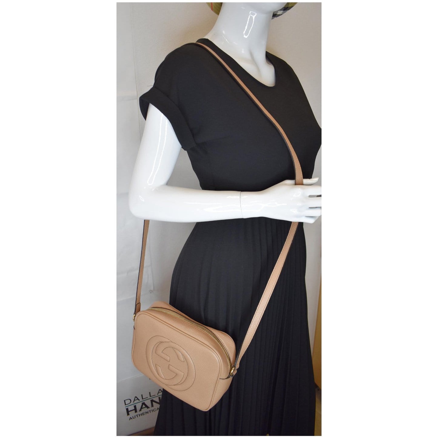 Gucci Soho Disco Pebbled Crossbody Bag Leather Beige
