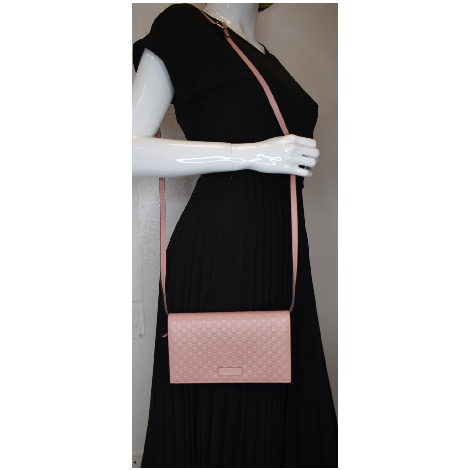 Gucci Micro ssima Crossbody Wallet Leather Pink Crossbody Bag