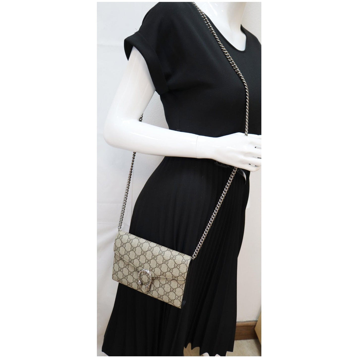Gucci Dionysus Supreme Crossbody Wallet Beige Chain Crossbody Bag