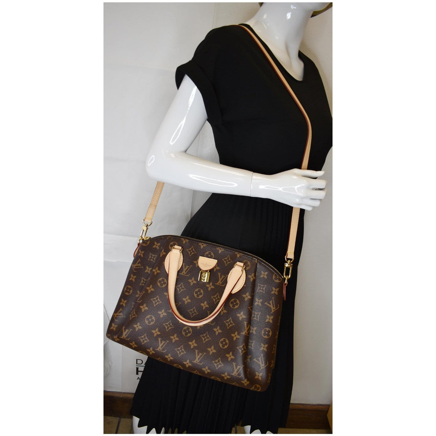 Louis Rivoli Mm 2Way Shoulder Bag Canvas Monogram