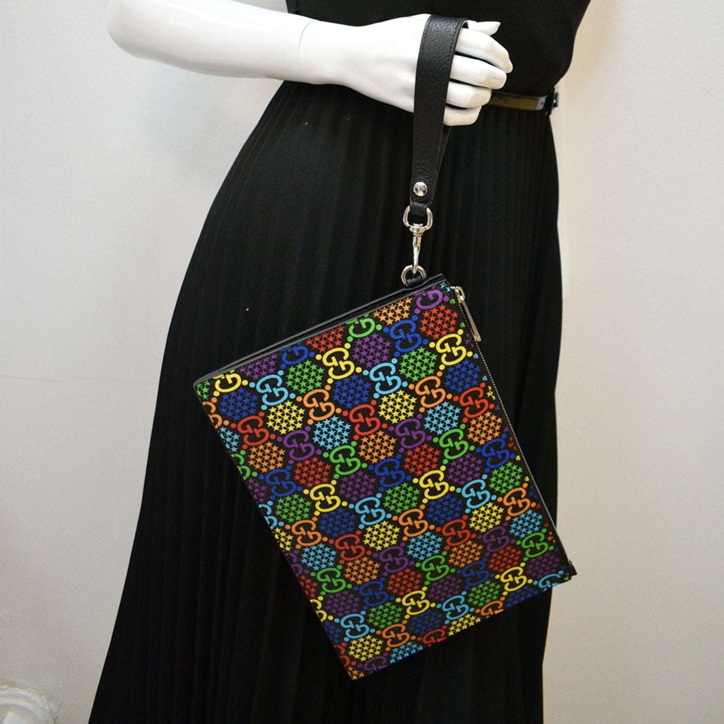 Gucci Psychedelic Supreme Clutch Multicolor Off Canvas Clutch Bag