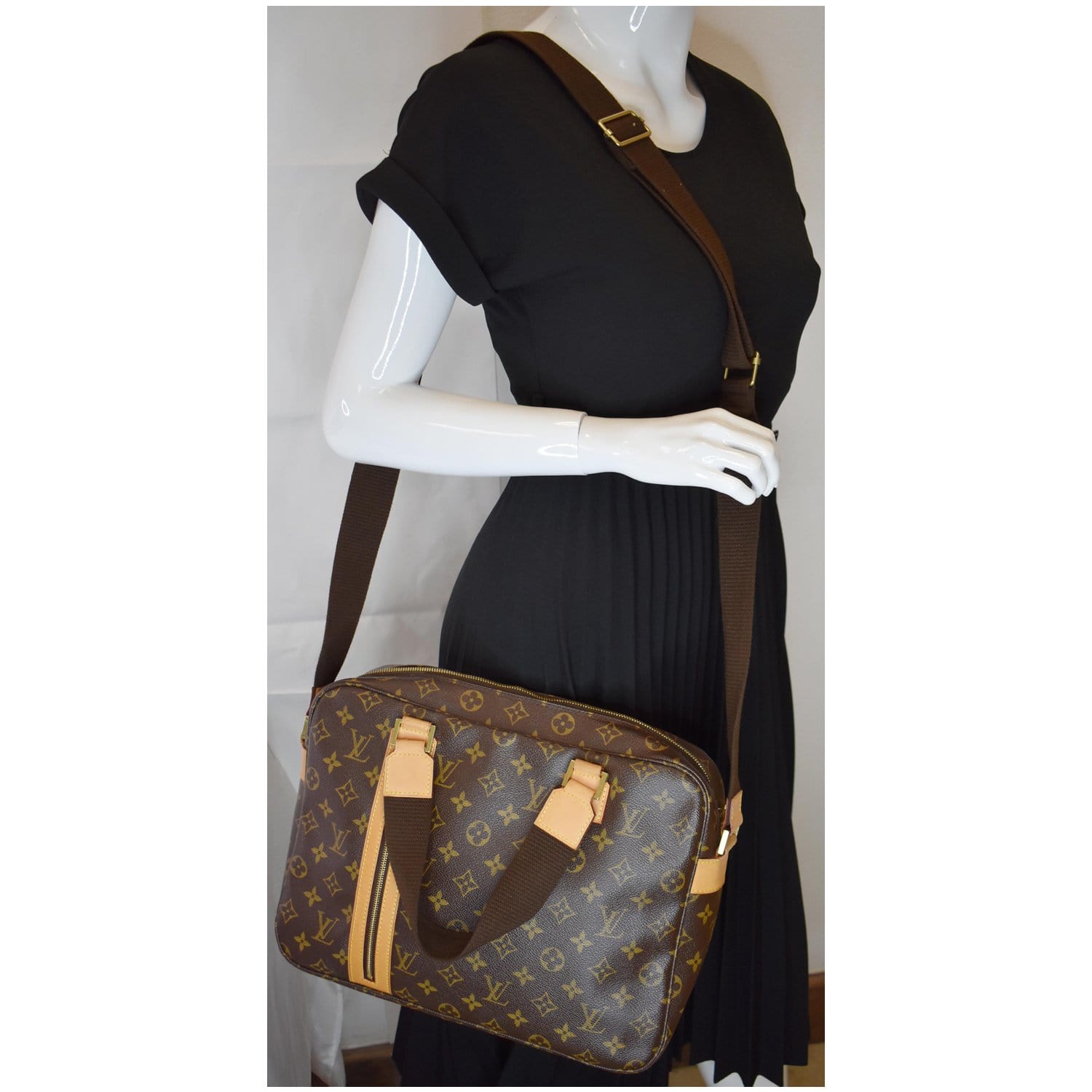 Louis Sac Bosphore Messenger Bag Canvas Monogram Crossbody Bag