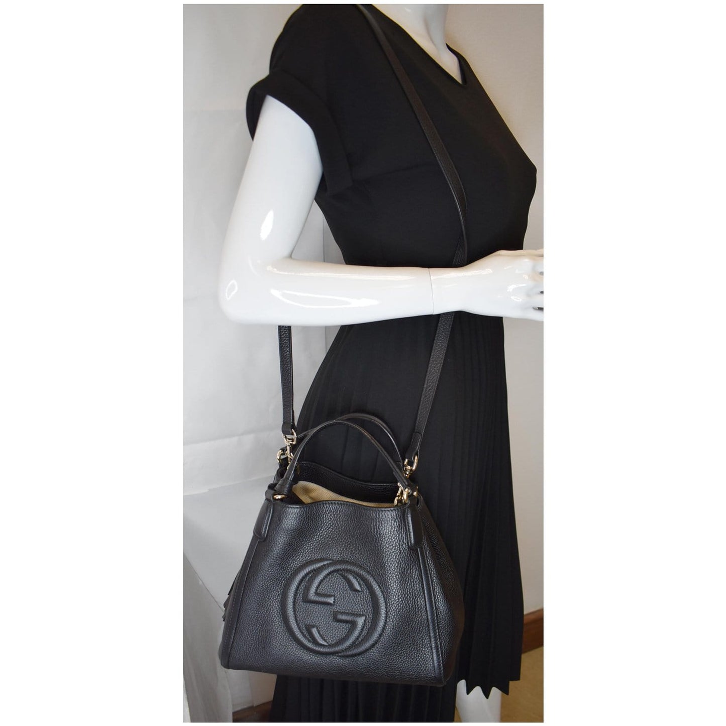 Gucci Soho Pebbled Shoulder Bag Leather Black Black 336751