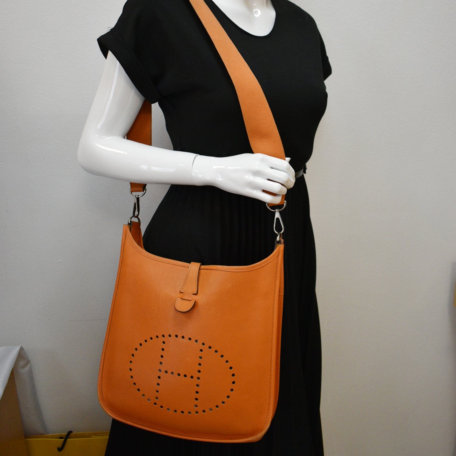 Hermes Evelyne Pm Clemence Crossbody Bag Orange Leather