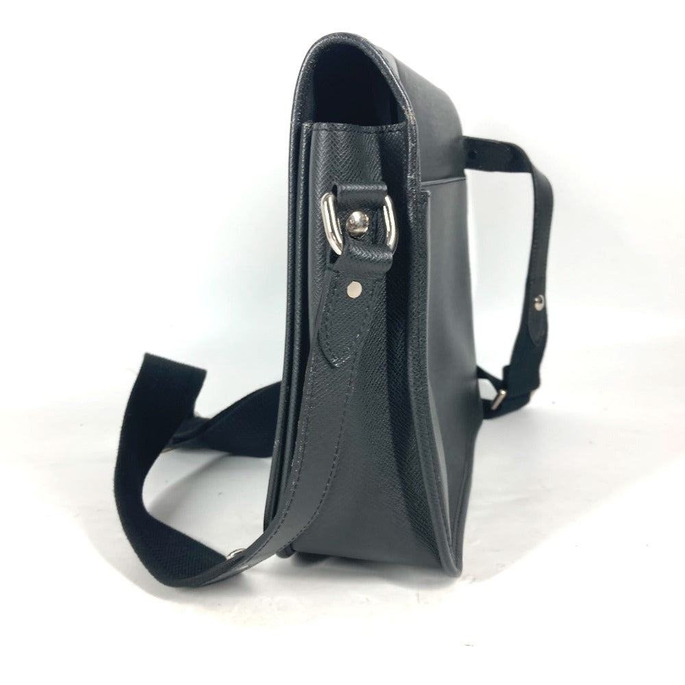 Louis Vuitton M32482 Taiga Andrei Leather Black Shoulder Bag D 20