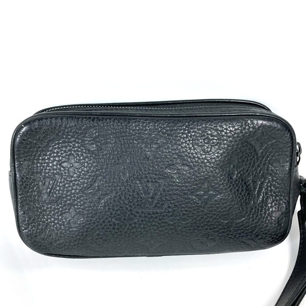 Louis Vuitton M55703 Taurillon Clemence Taurillon Clemence Monogram Leather Black Chain Clutch Bag