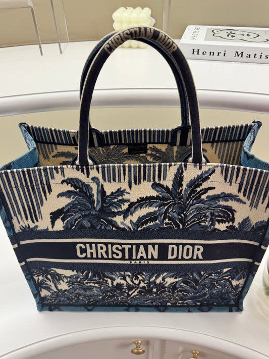 Dior Tote Bag Book tote