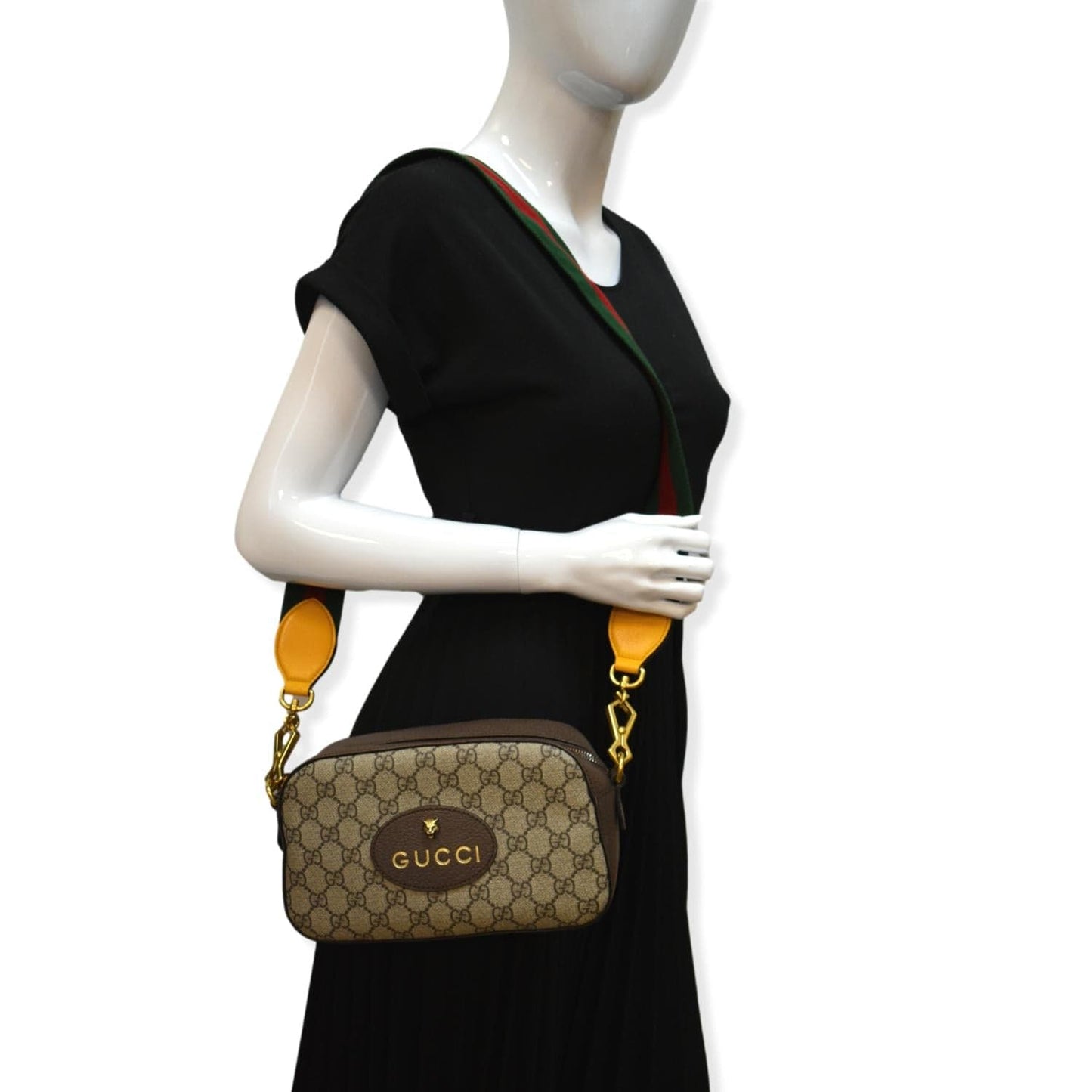 Gucci Neo Supreme Messenger Bag Canvas Beige Shoulder Bag