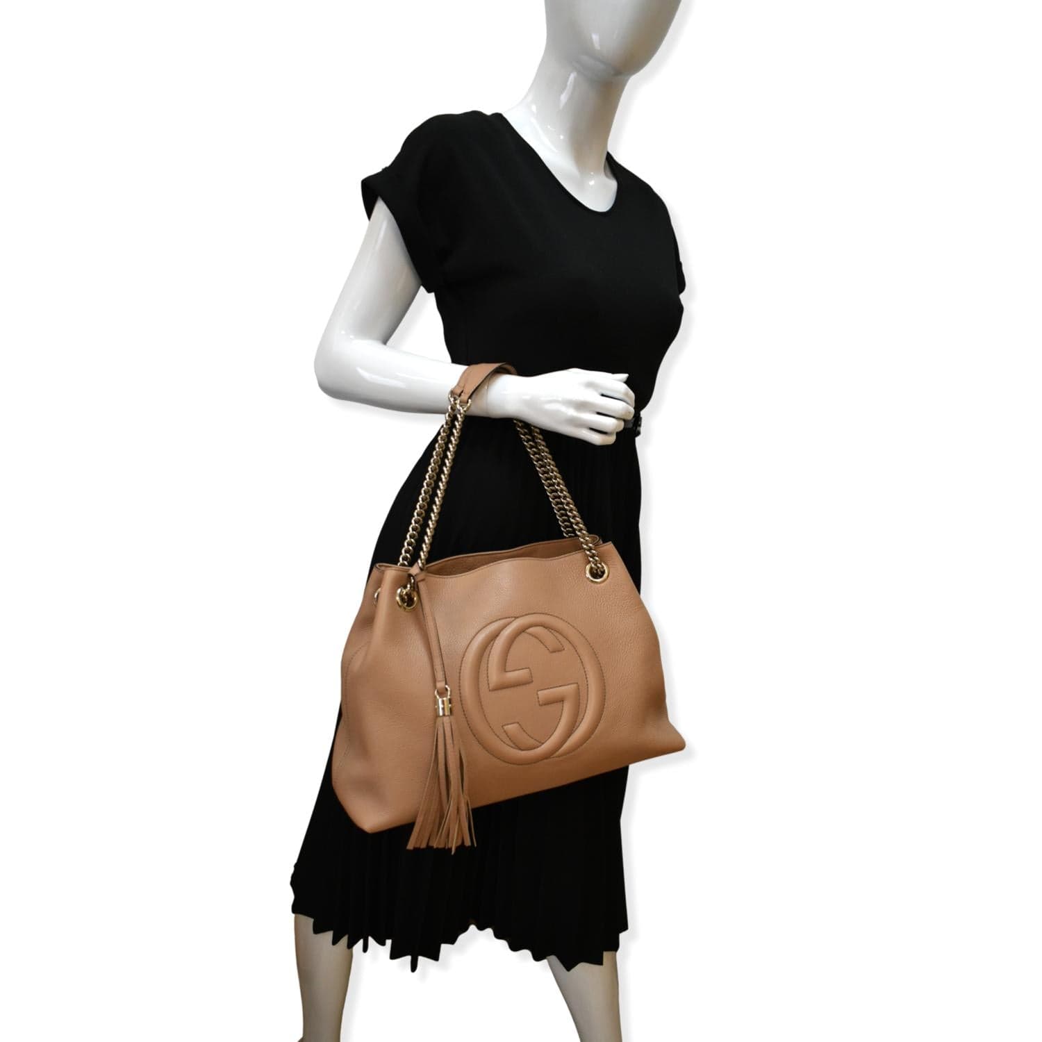 Gucci Soho Pebbled Shoulder Bag Leather Beige Leather Chain