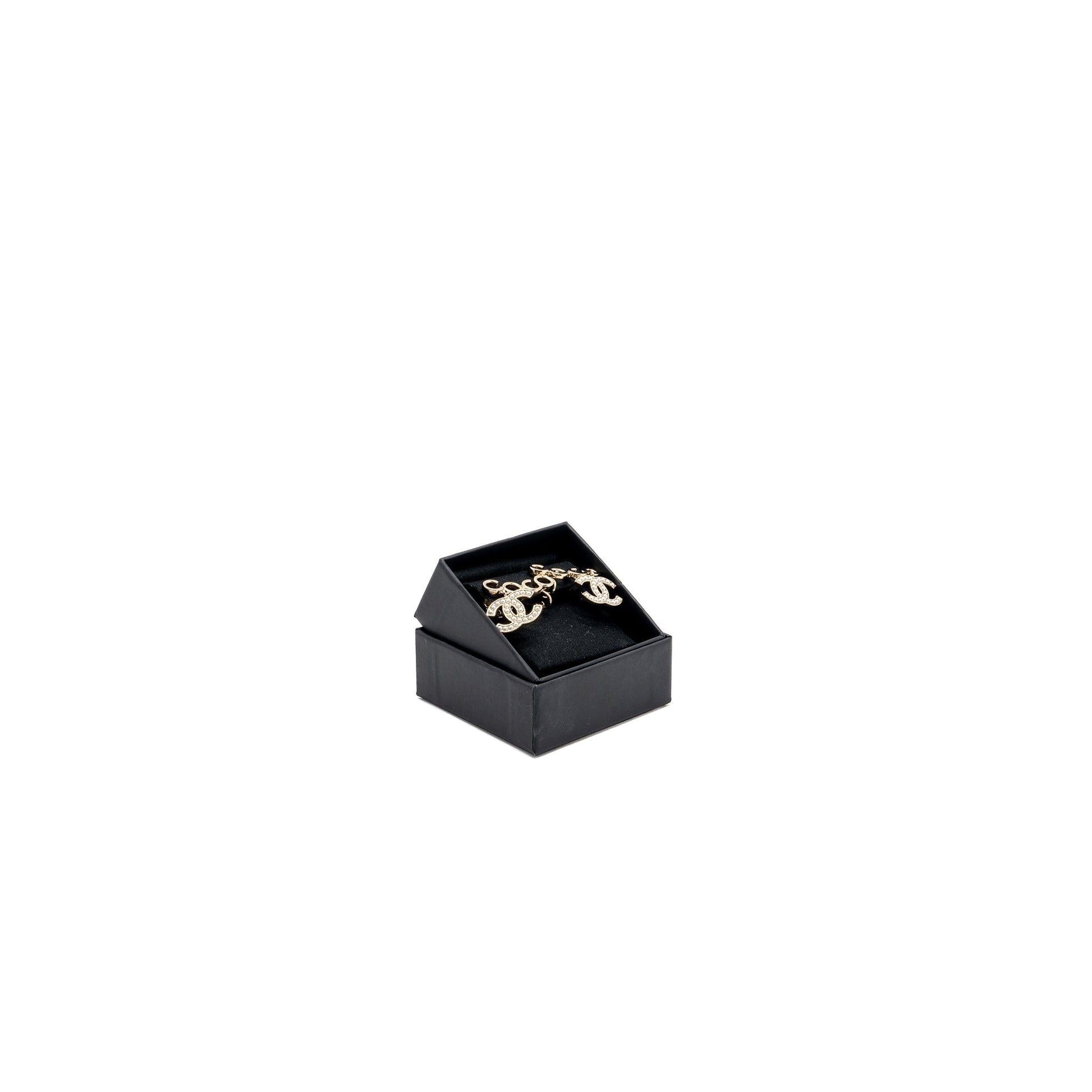 Chanel COCO CC LOGO EAR CLIPs Pearl Gold Handbag