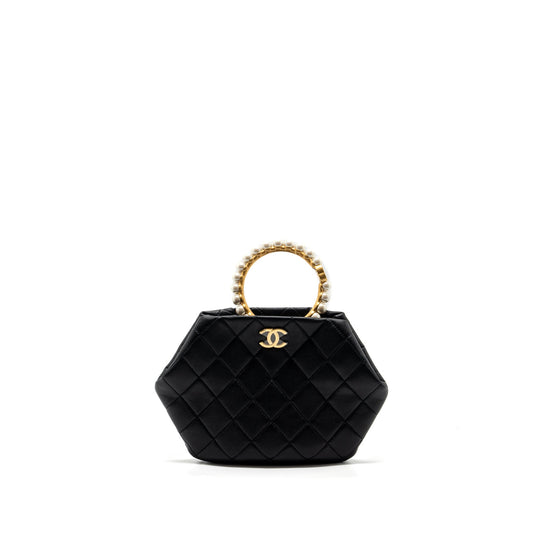 Chanel pearl round handle evening lambskin GHW Black Clutch Bag