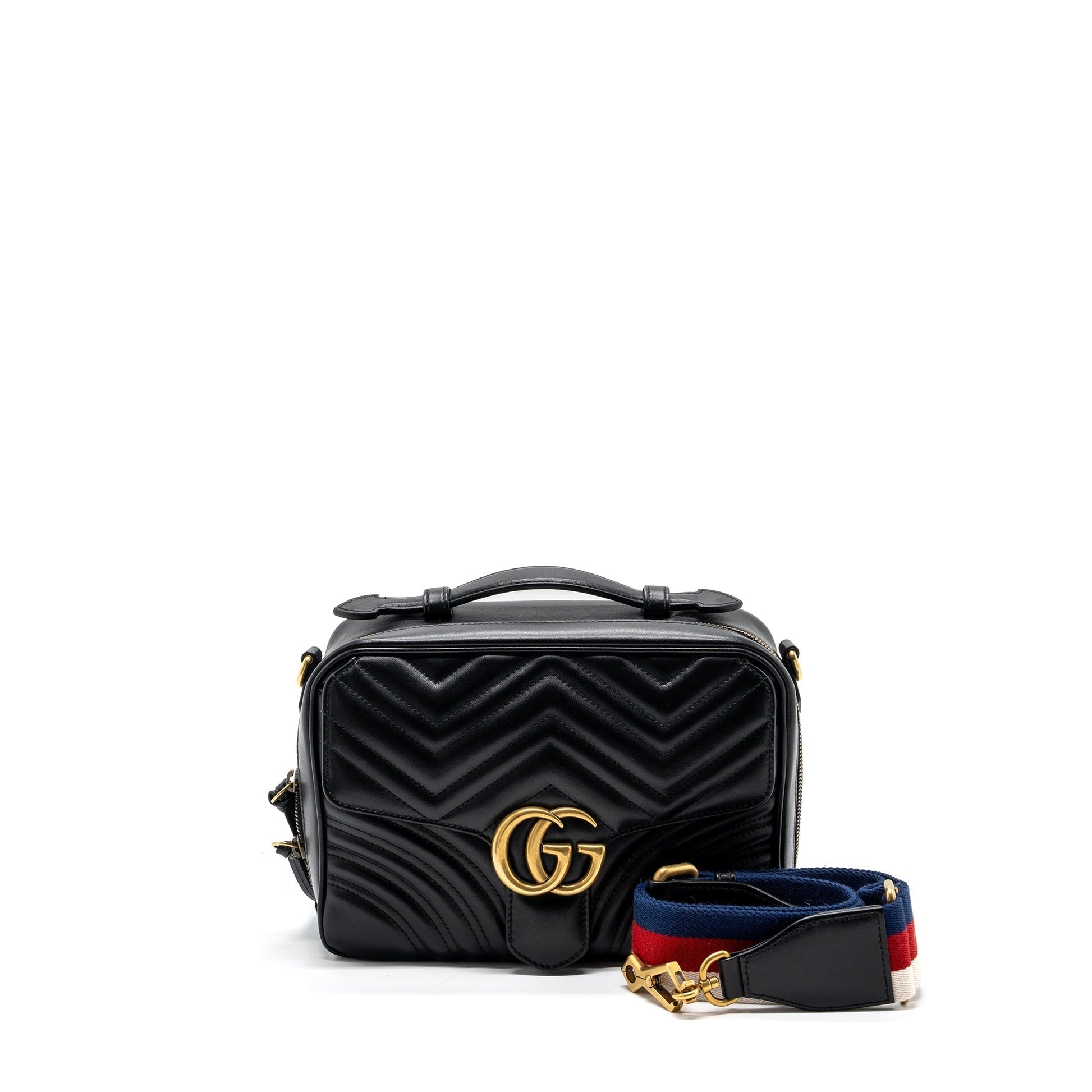 Gucci Marmont Shoulder Bag Calfskin Matelasse Black Black Ghw