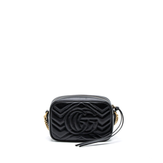 Gucci Marmont Bag Calfskin Matelasse Black Travel Bag