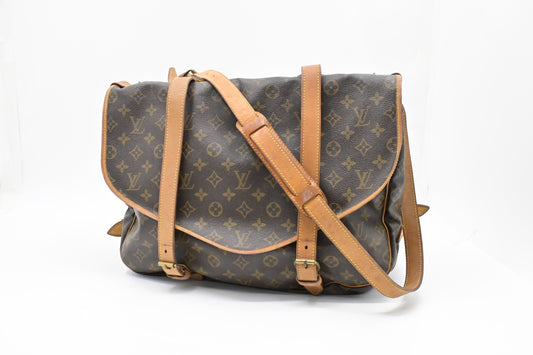 Louis Vuitton Saumur 43 Monogram Canvas Handbag