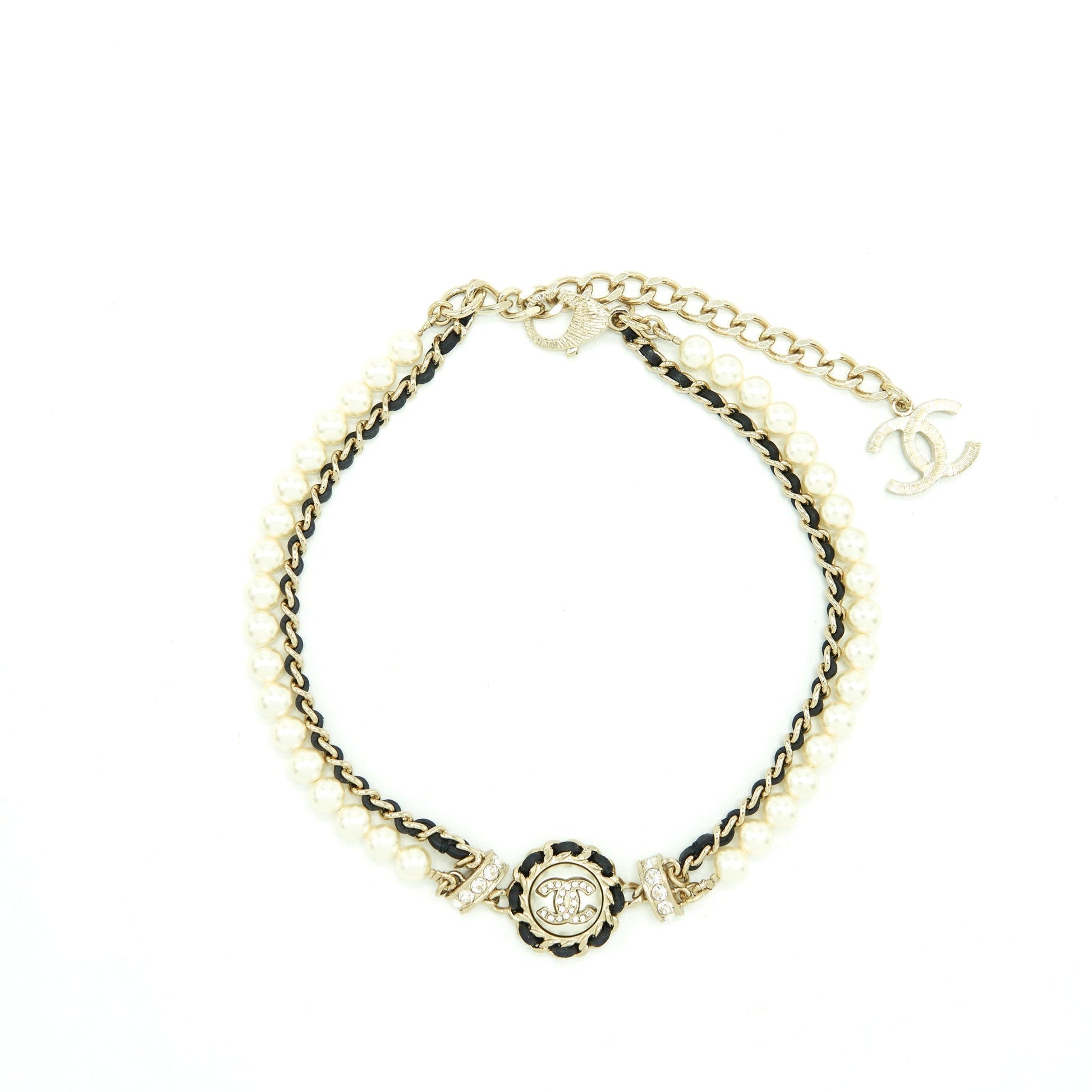 Chanel 21K Pearl Choker Light Tone Gold Handbag