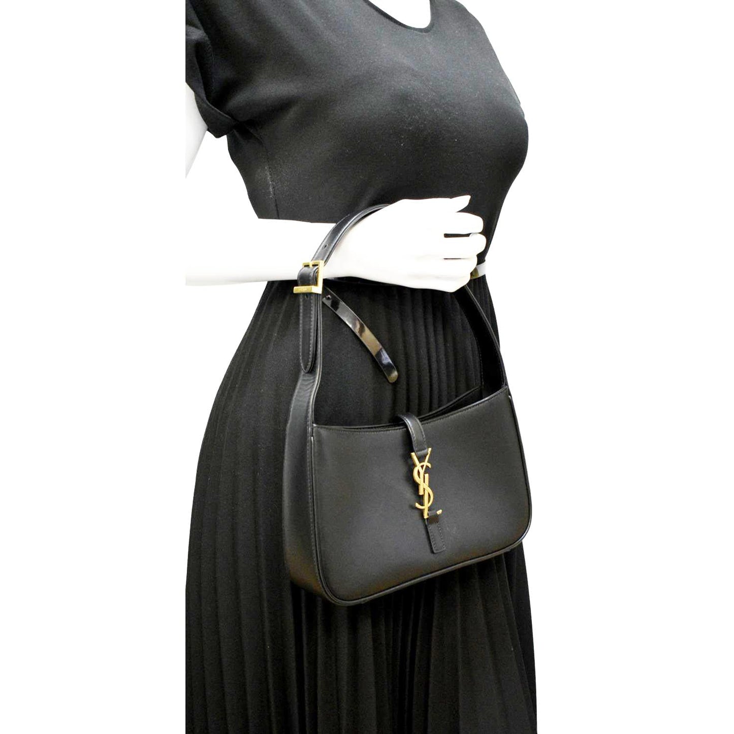 YSL Saint Laurent Saint Le Satchel Bag Leather Black Travel Bag A 7