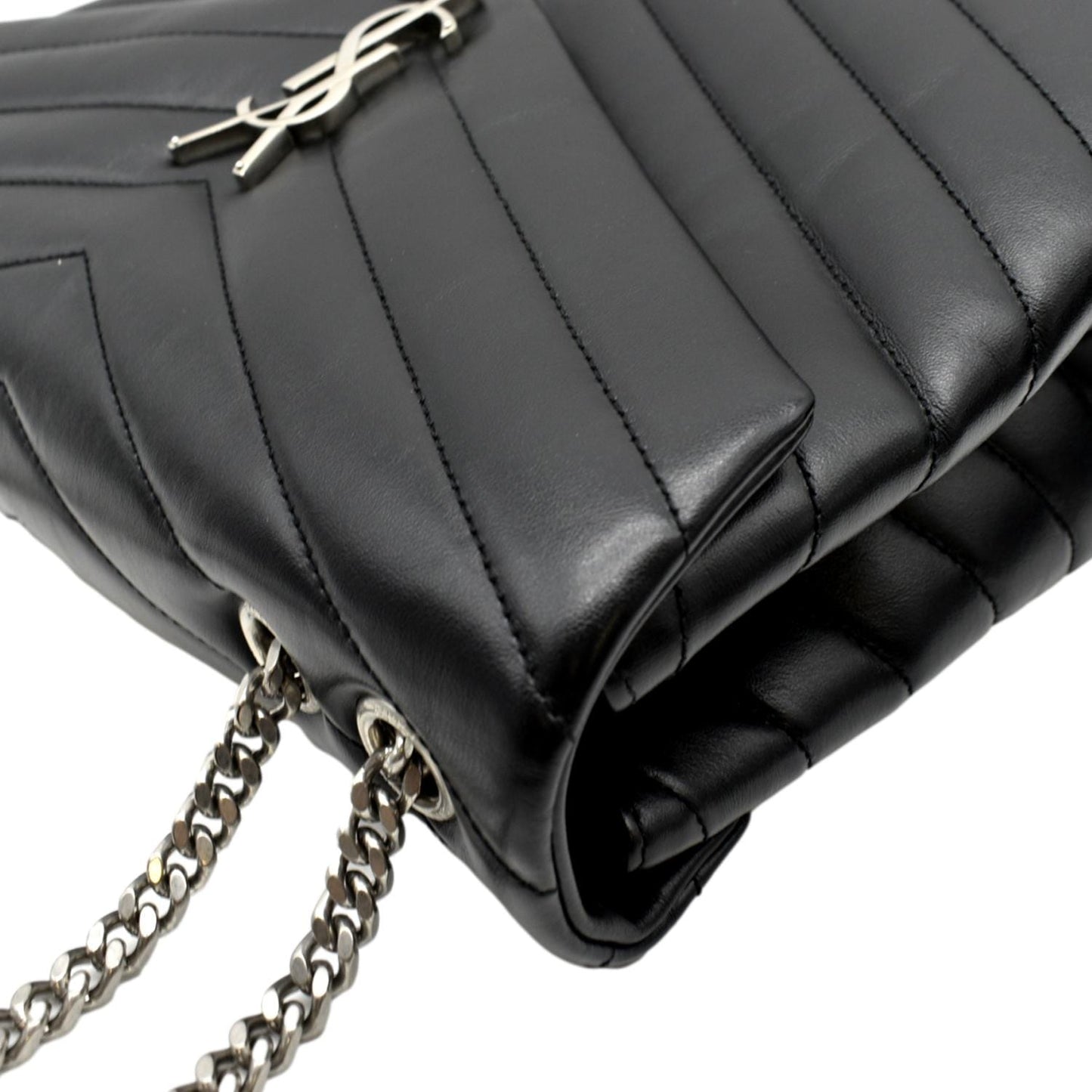 YSL Saint Laurent Yves Loulou Shoulder Bag Leather Matelasse Black Loulou Medium 5