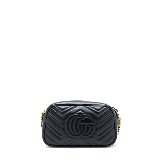 Gucci Marmont Calfskin Handbag Matelasse Black Travel Bag