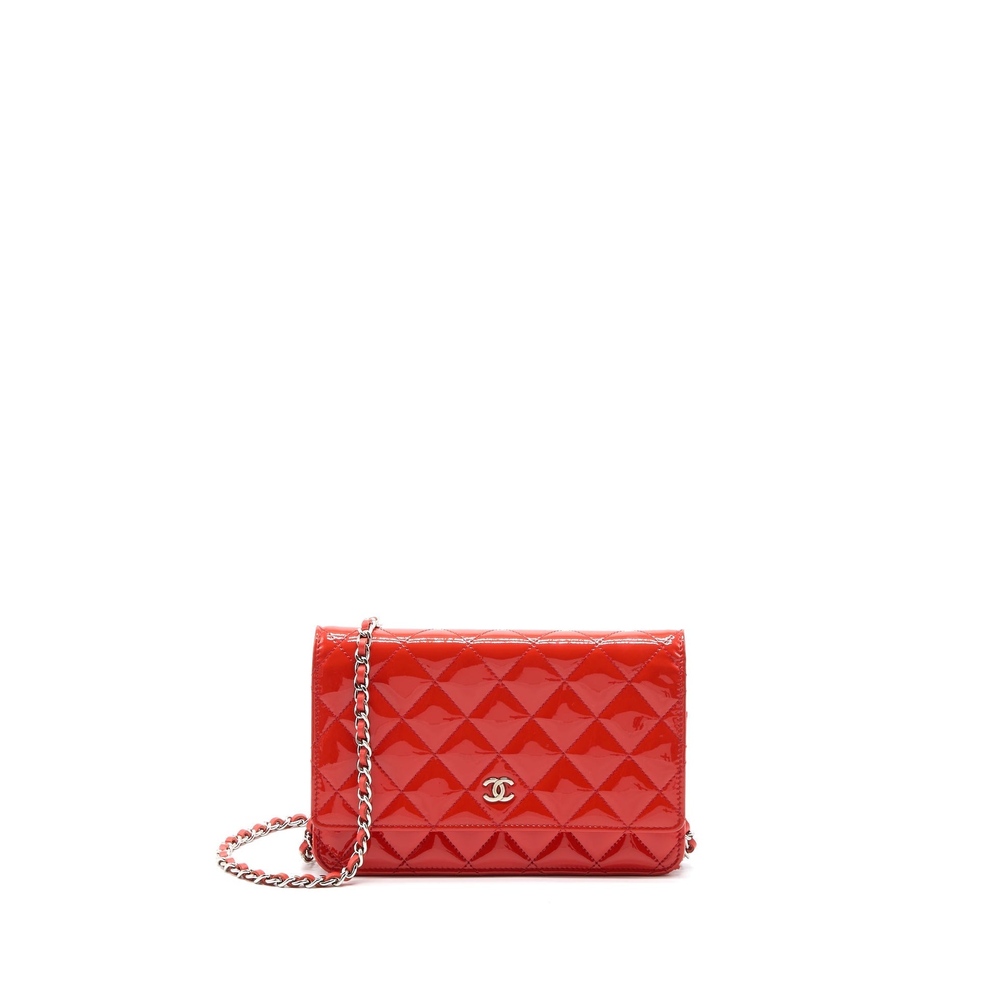 Chanel Classic On Patent SHW Red Wallet Case