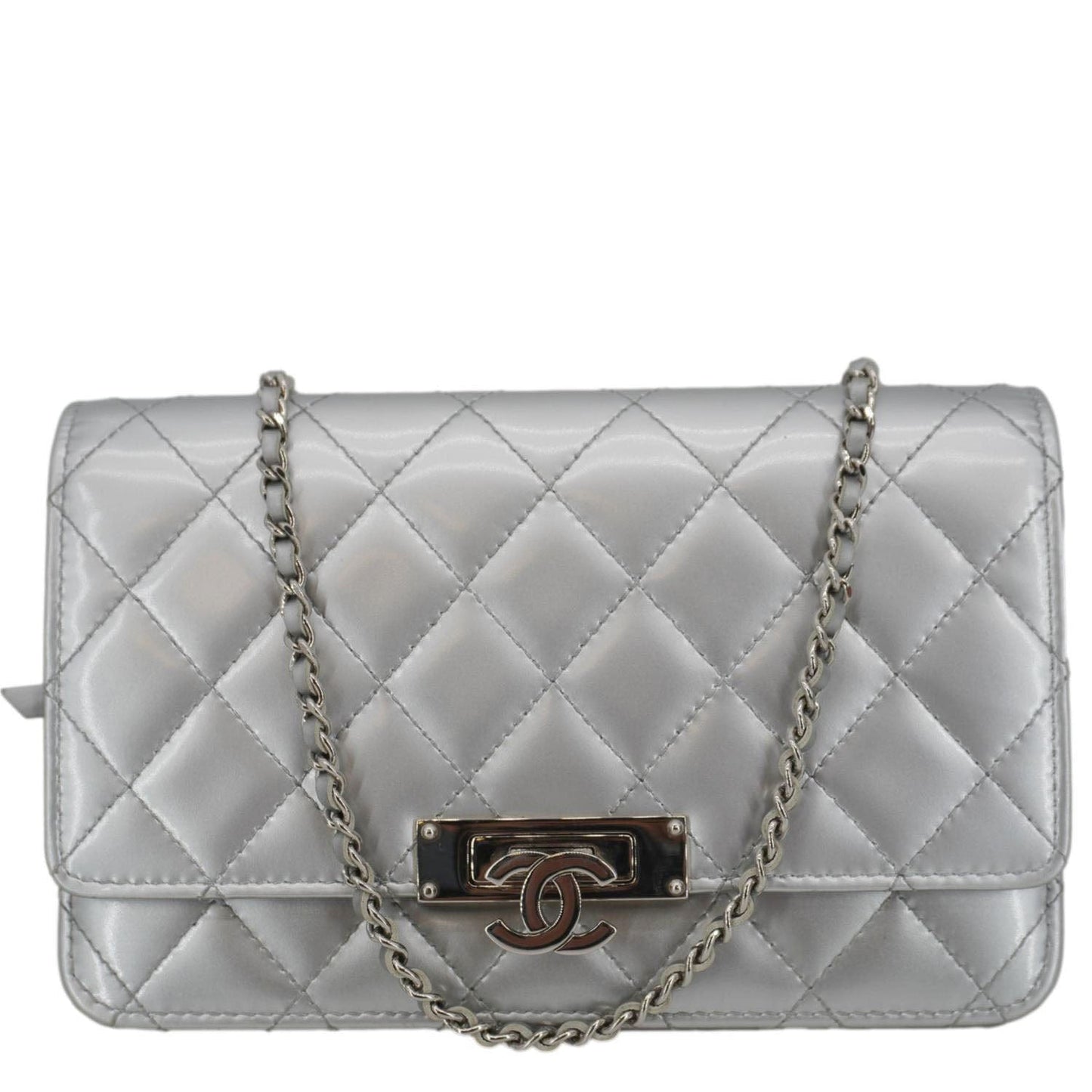 Louis Vuitton CHANEL Golden Class Quilted on Leather Silver Wallet Case
