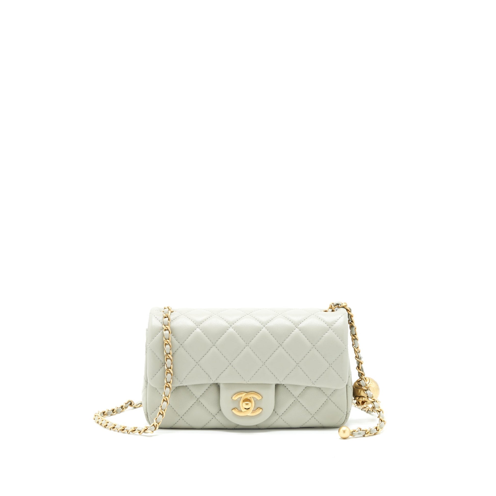 Chanel 22C light Pearl Crush Flap Lambskin Grey Shoulder Bag