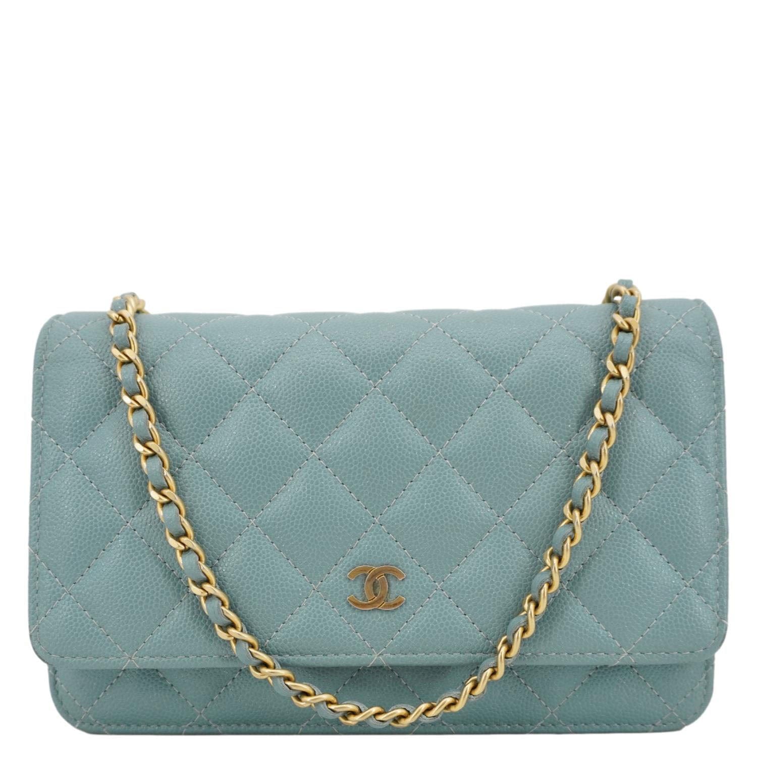 Chanel On Quilted Caviar Sea Leather Lambskin Green Wallet Case