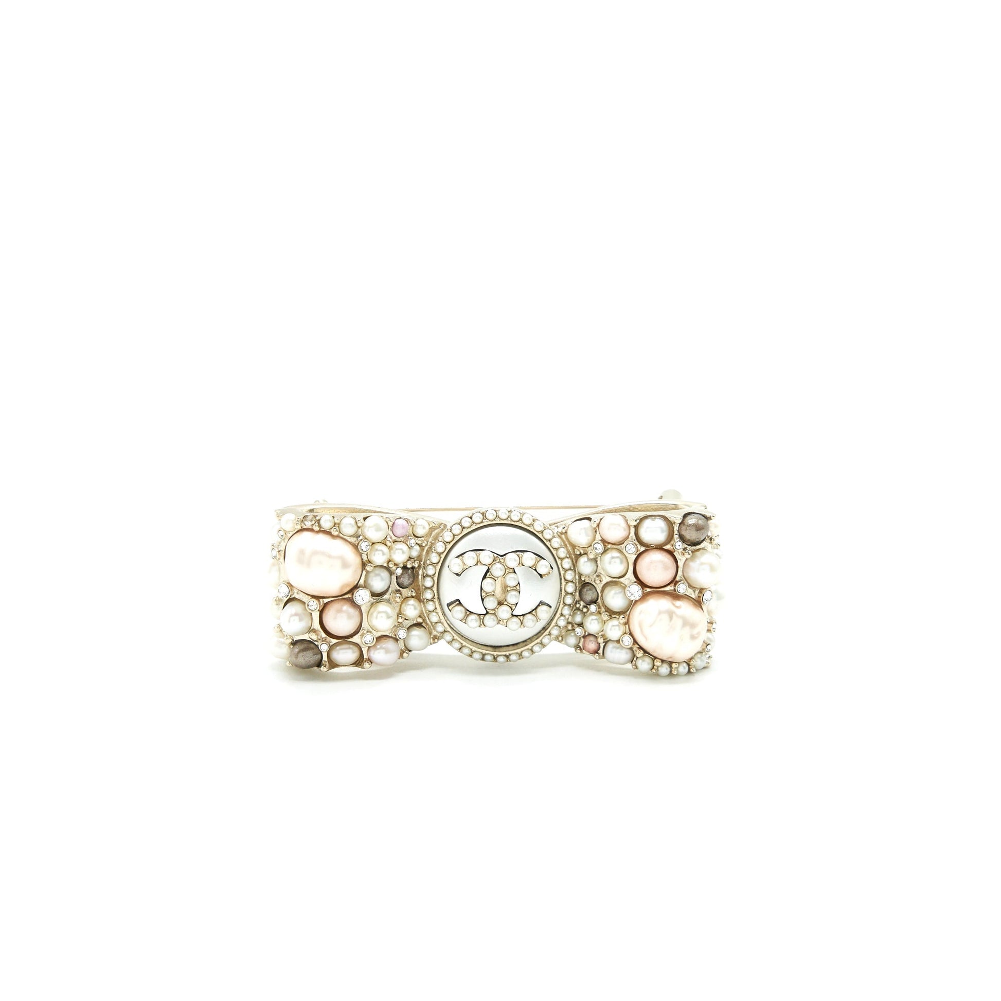Chanel 21V Pearly Bow Brooch Handbag