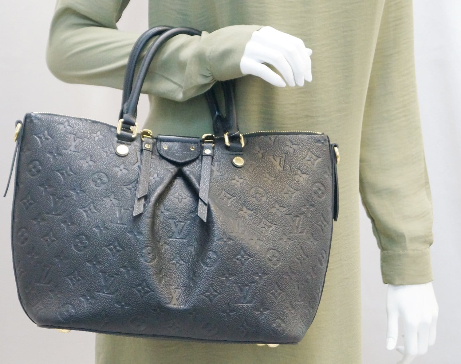Louis Empreinte Mazarine Mm Bag Monogram Black Shoulder Bag