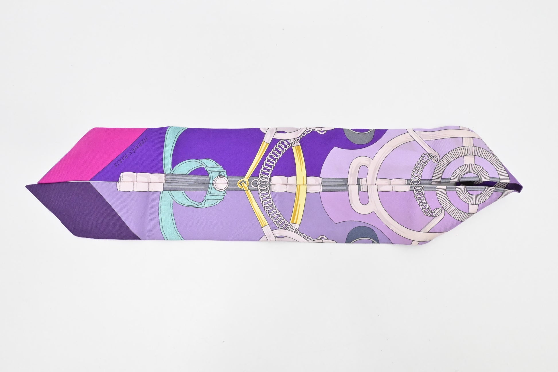 Hermes 'Eperon D'Or' Twilly In Purple Silk Handbag Travel Bag