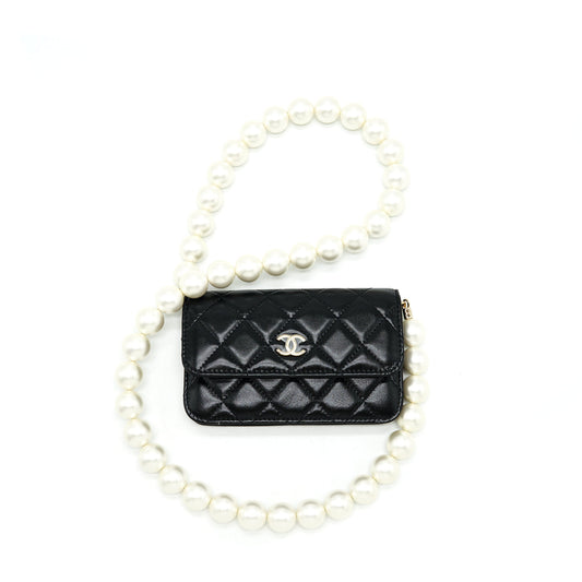 Chanel Giant Pearl Calfskin LGHW Black Clutch Bag Black 1