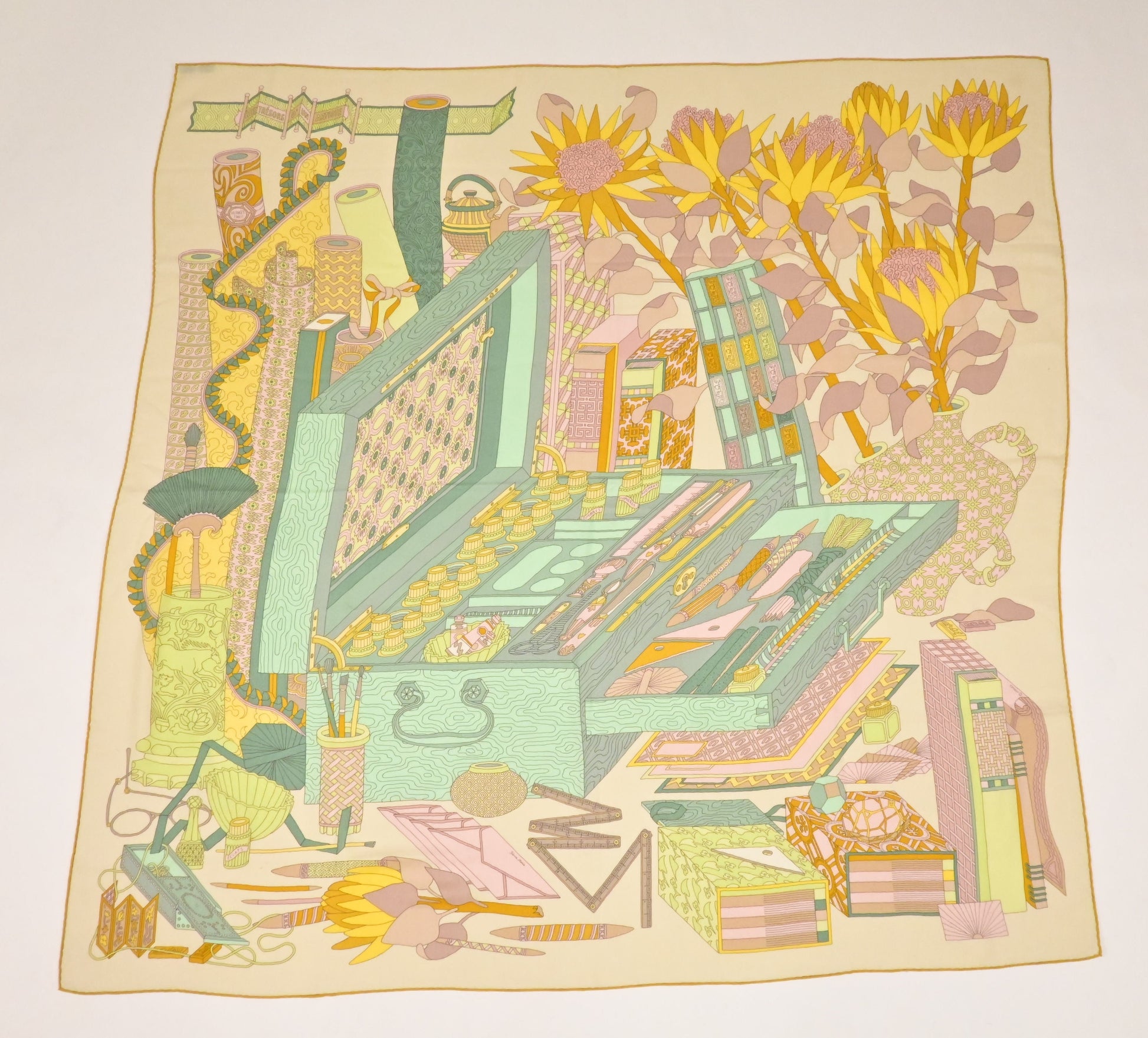 Hermes 'Les Tresors D'Un Artiste' Carre In Cashmere Travel Bag