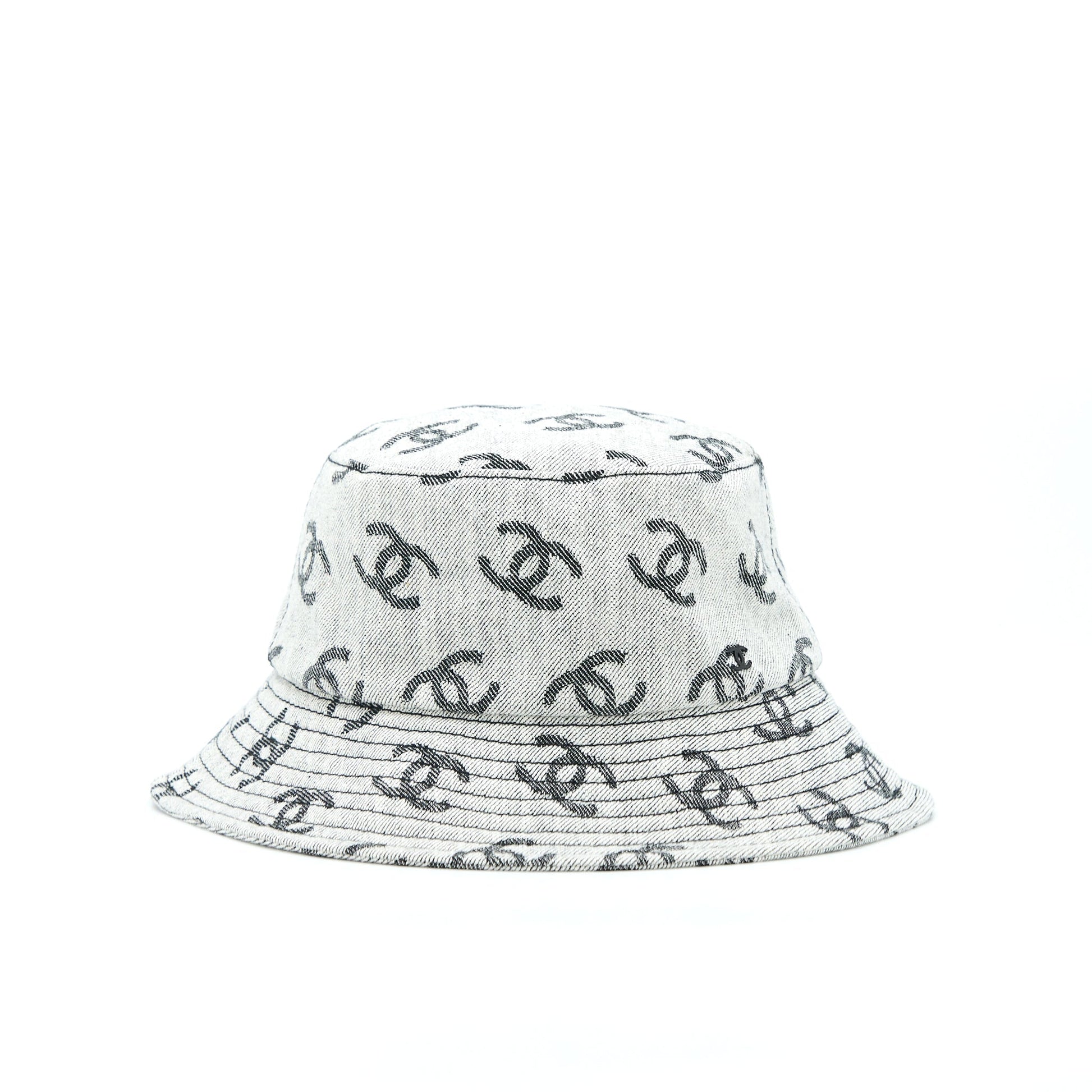 Chanel 22K y Blue Grey Hat