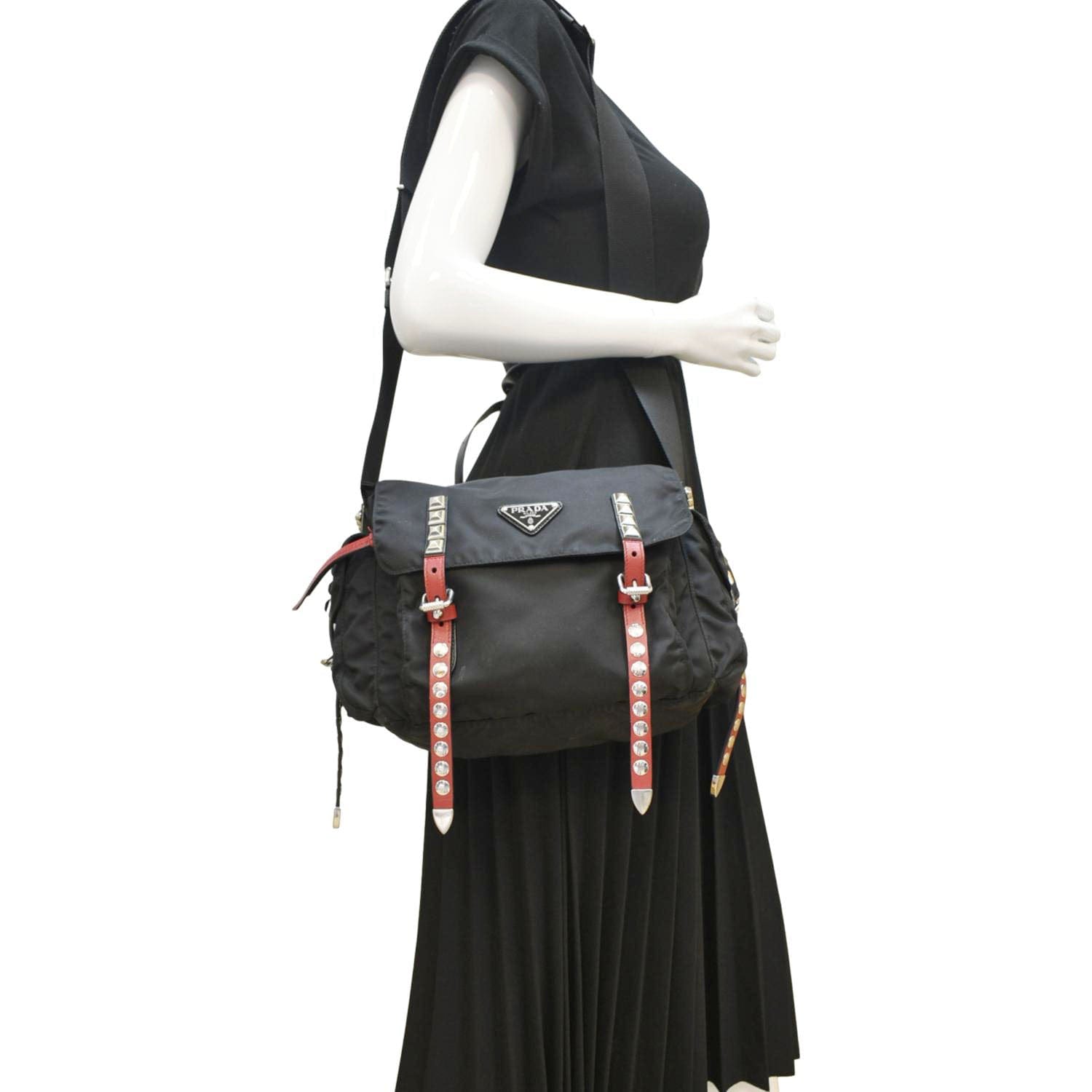 New Vela Shoulder Bag Nylon Black