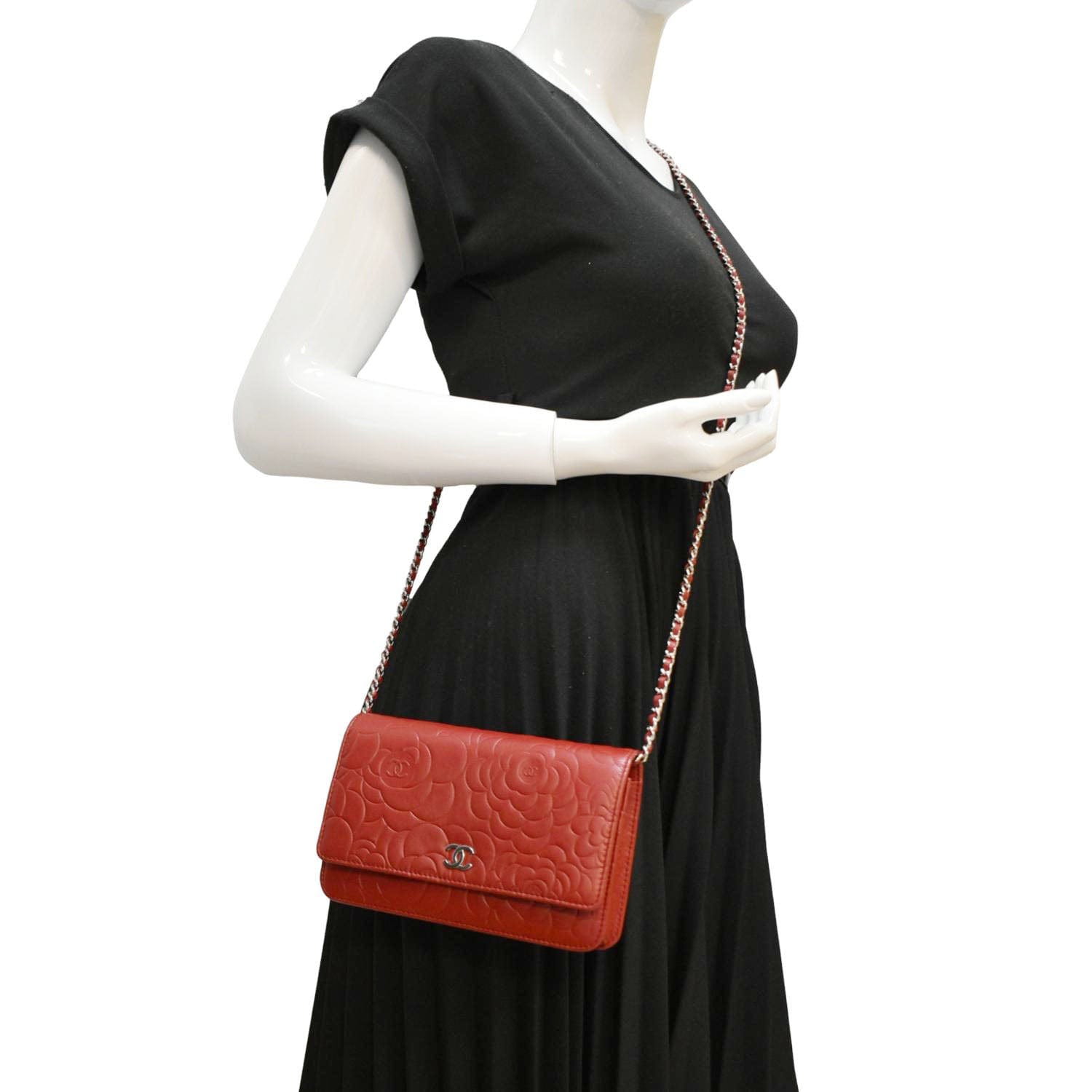 Chanel Camellia On Leather Red Wallet Case Chain 3