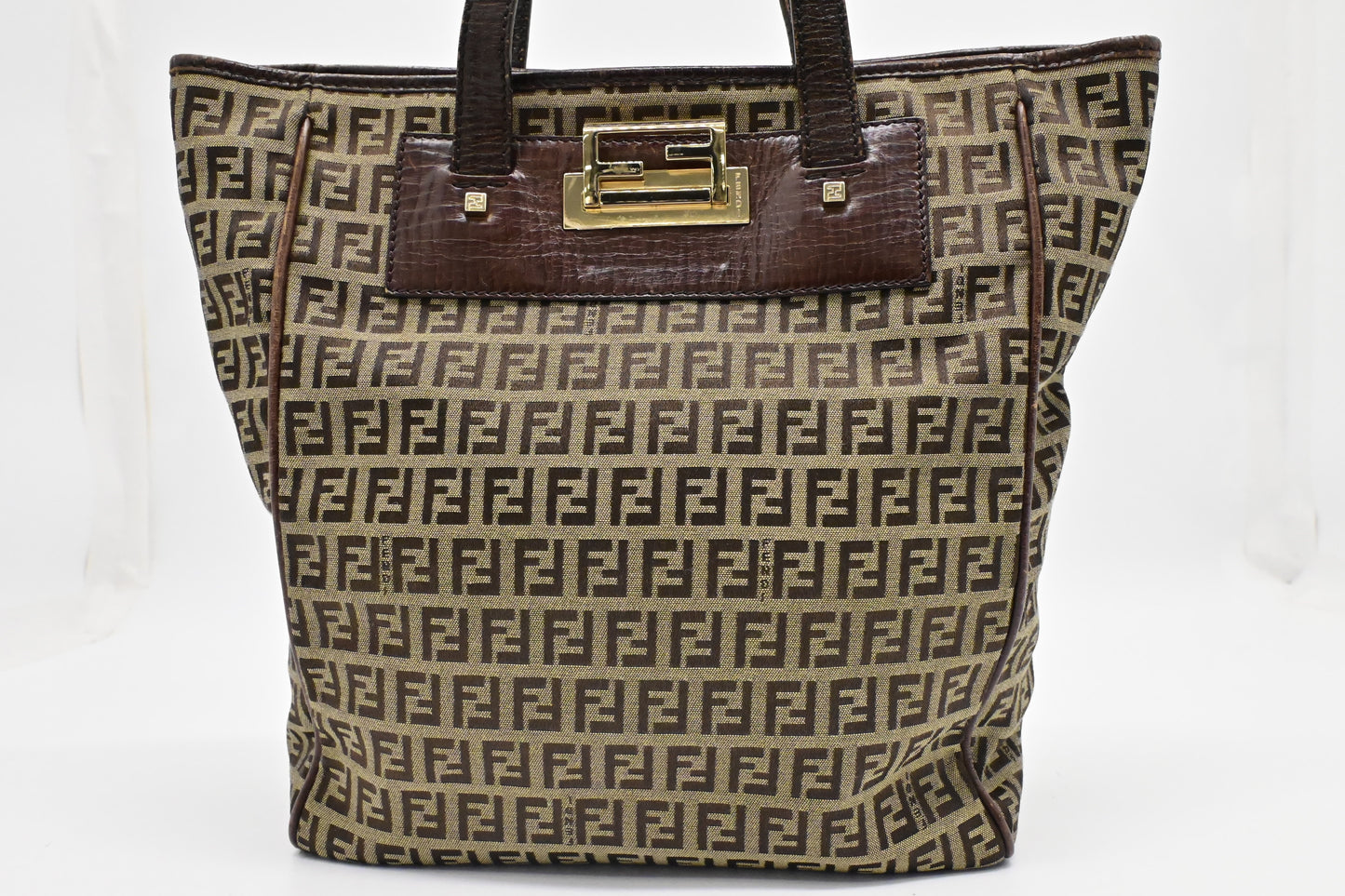 Fendi Shoulder Bag In Zucchino Canvas