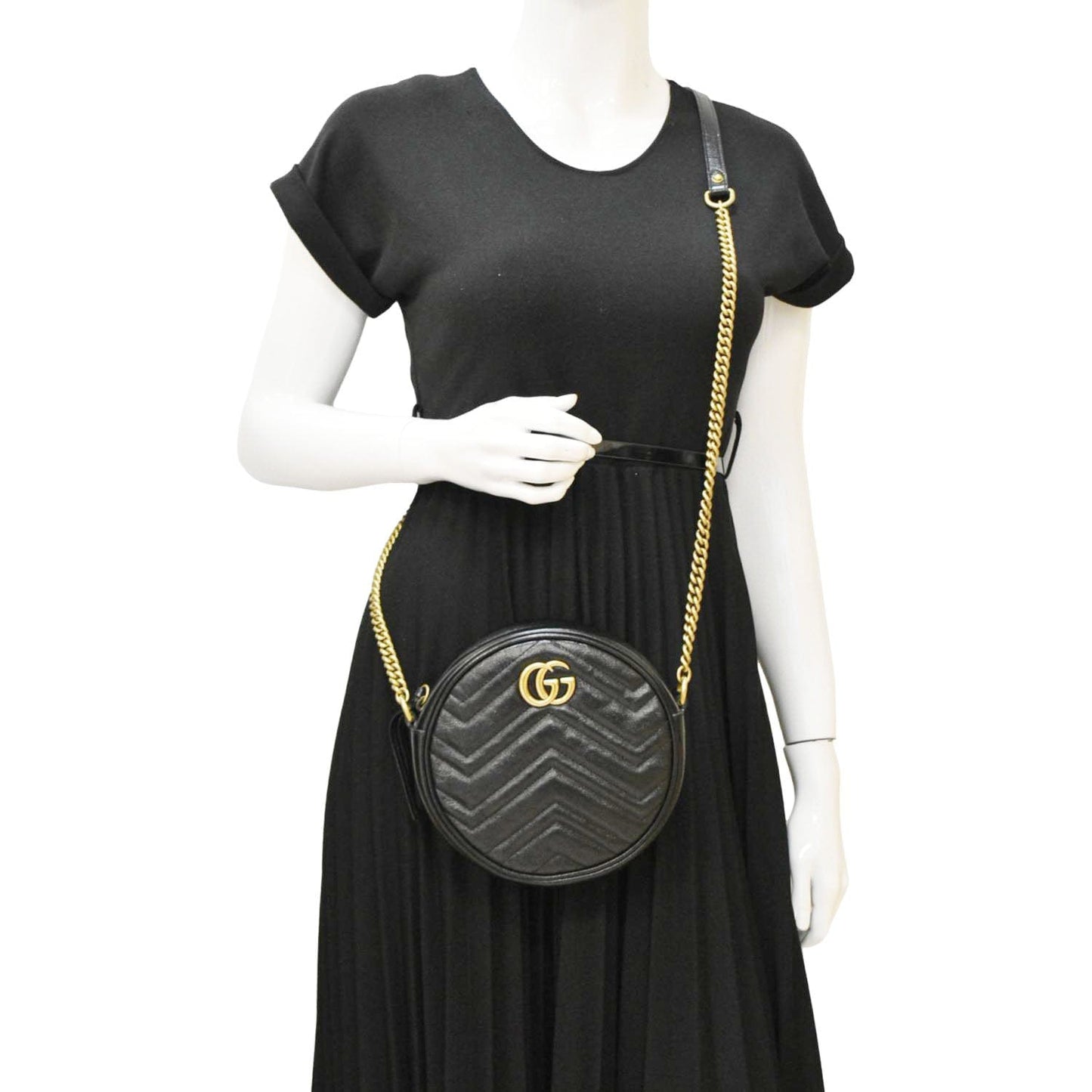 Gucci Marmont Round Crossbody Bag Leather Black Round 550155