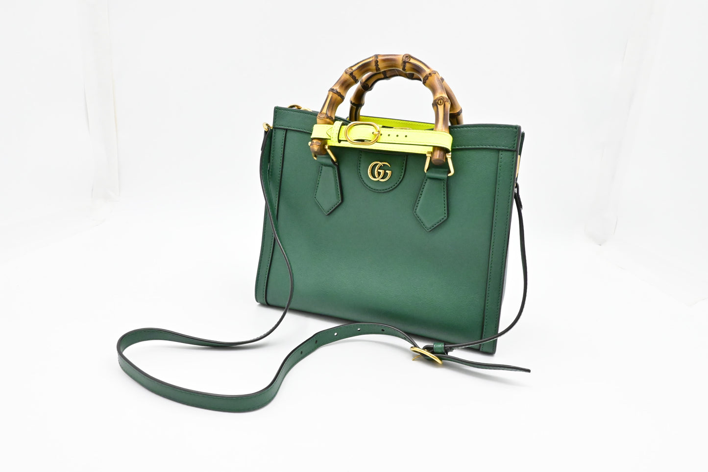 Gucci Diana Leather Green Medium Tote Bag